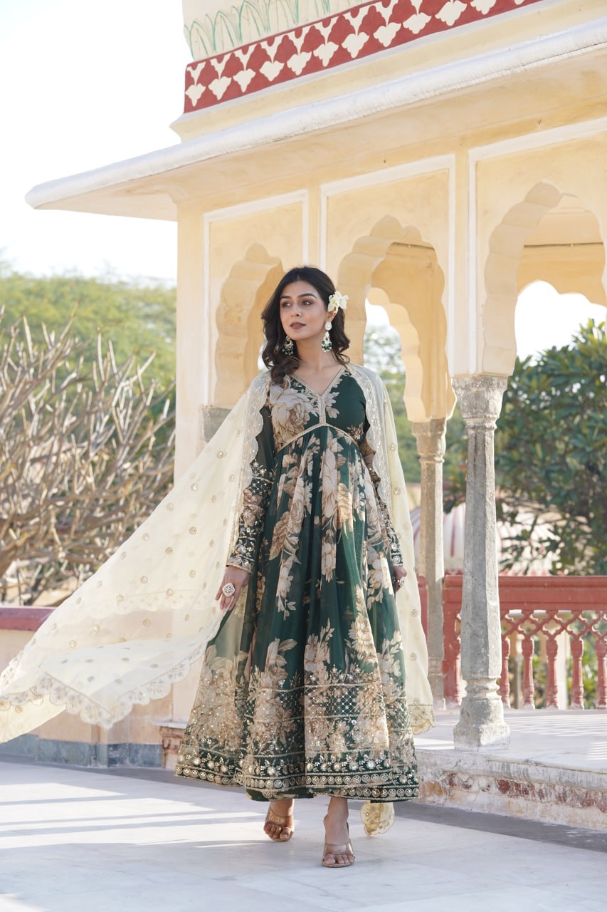 Yash Enterprise Women Floral Print Anarkali Kurta With Dupatta