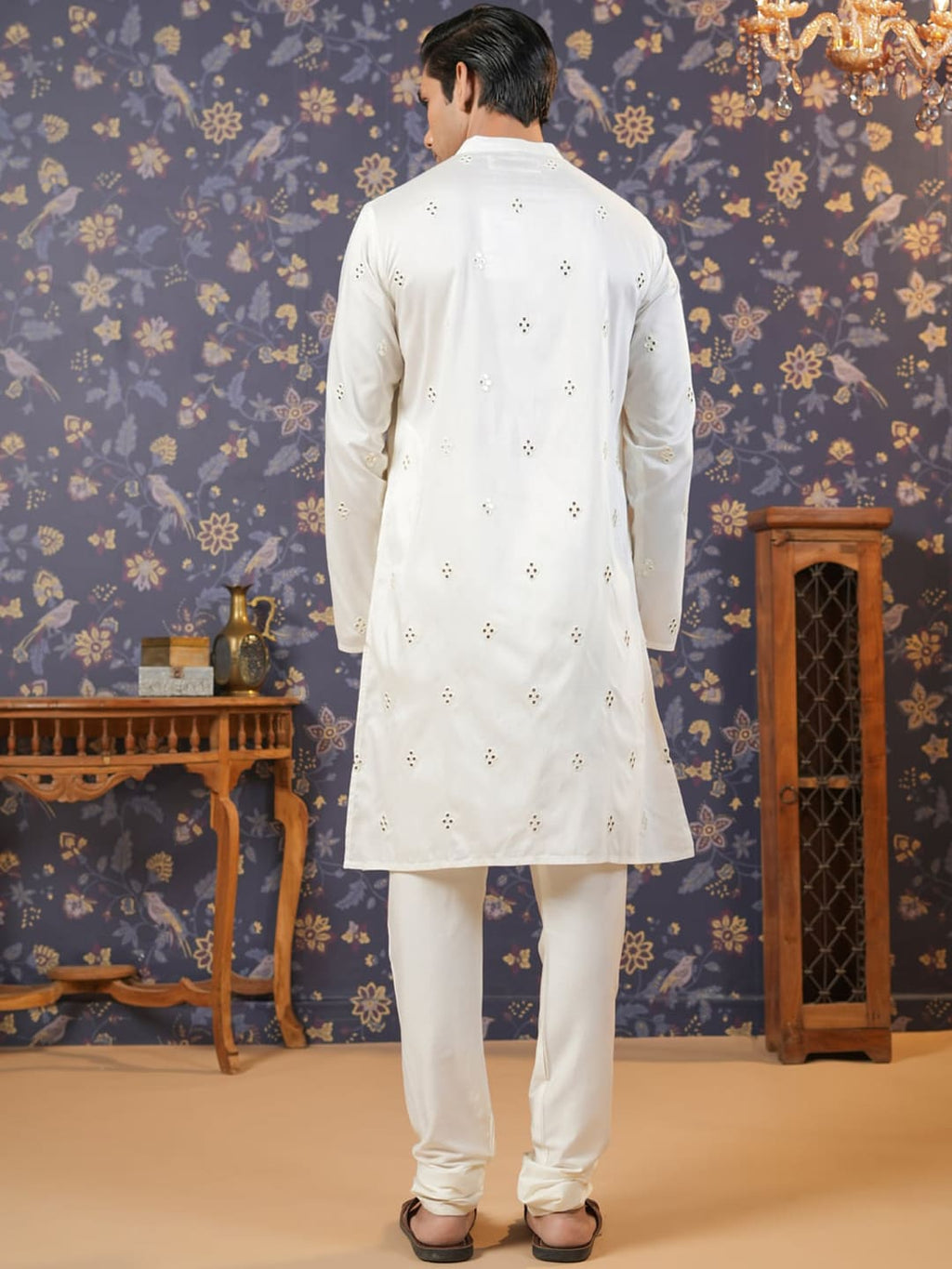 House of Pataudi Embroidered Mirror Work Straight Kurta With Pyjama