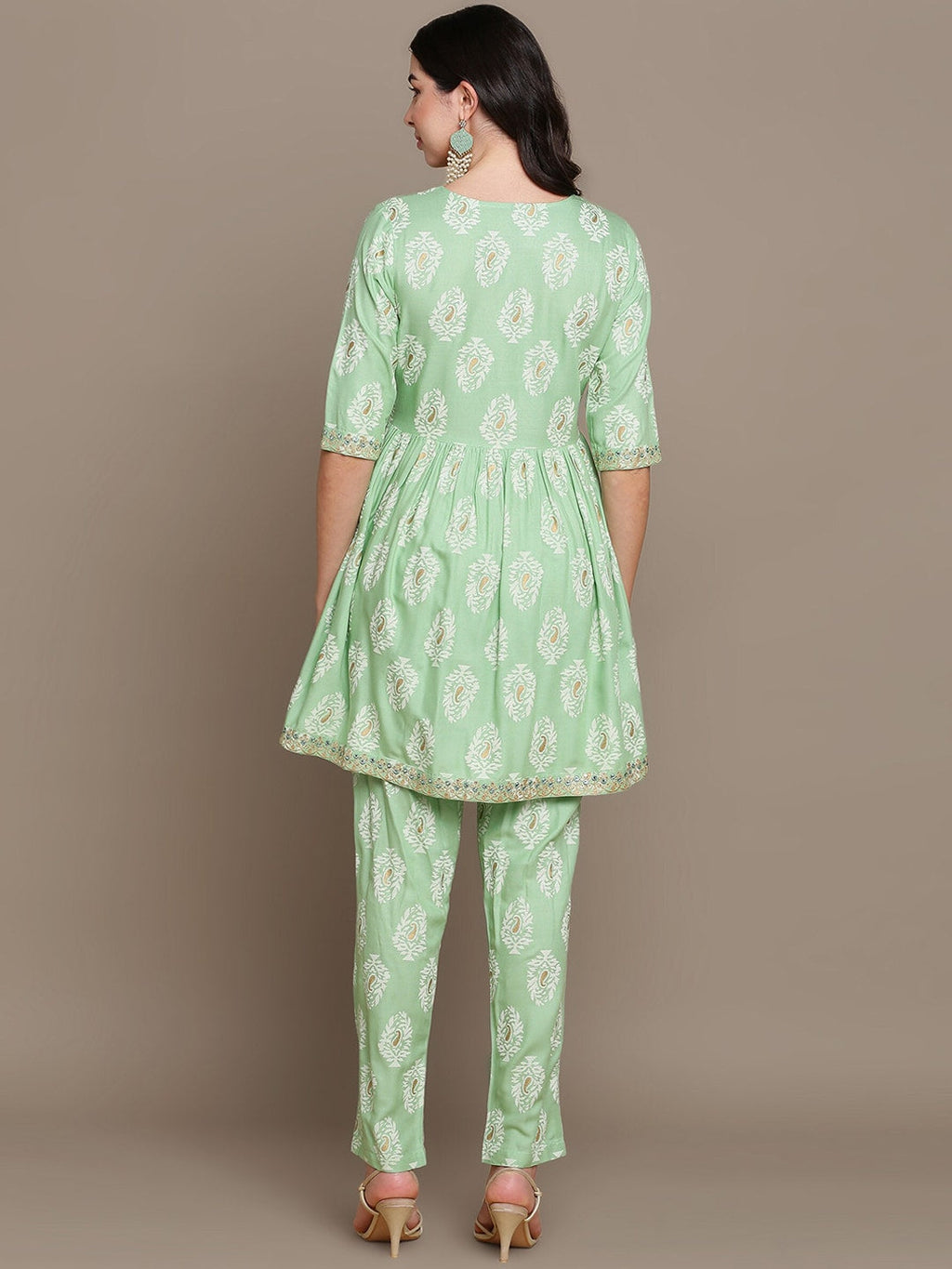 HERE&NOW Ethnic Motifs Embroidered Thread Work Sequinned High-Low Kurti with Trousers