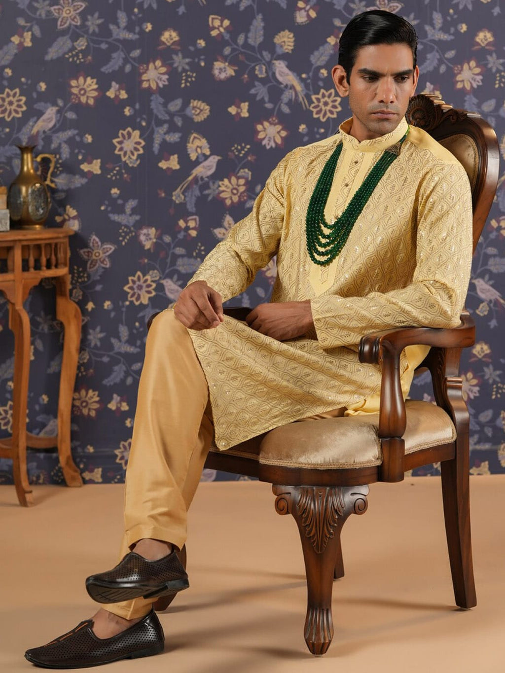 House of Pataudi Ethnic Motifs Embroidered Mandarin Collar Straight Kurta With Churidar