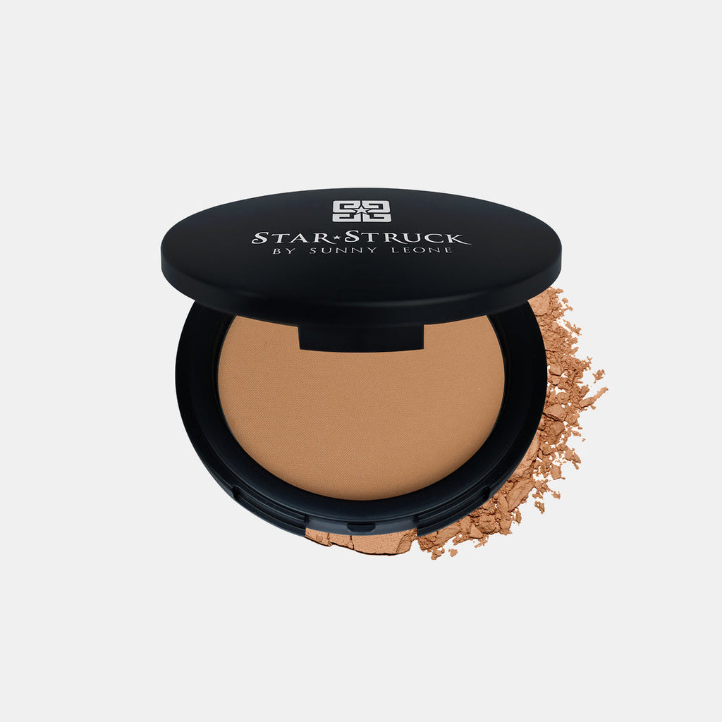 Star Struck by Sunny Leone Compact Powder - 05 Deep