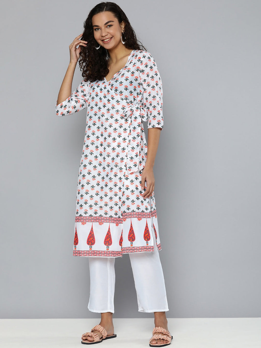 HERE&NOW Women White & Green Floral Printed Angrakha Kurta with Trousers