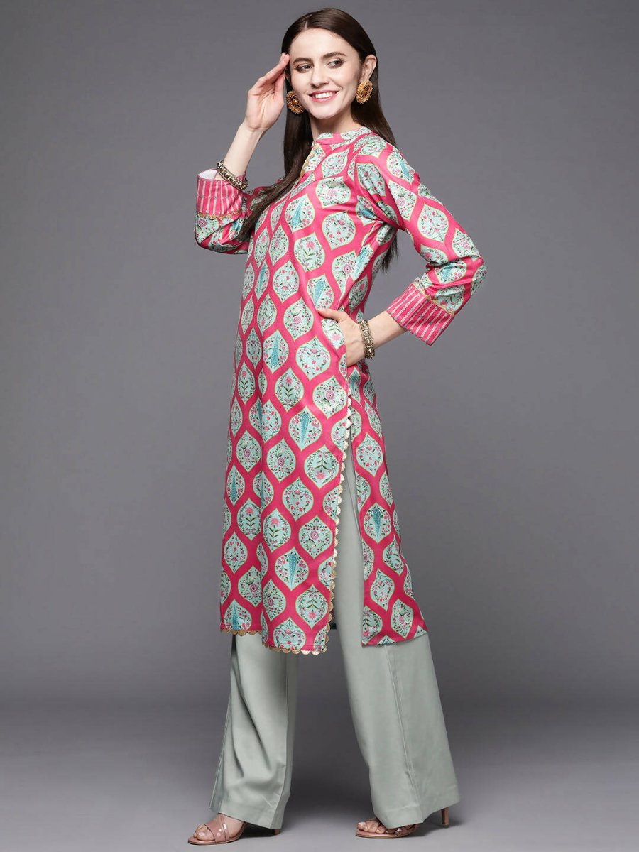Ahalyaa Women Pink & Sea Green Floral Printed Gotta Patti Velvet Kurta
