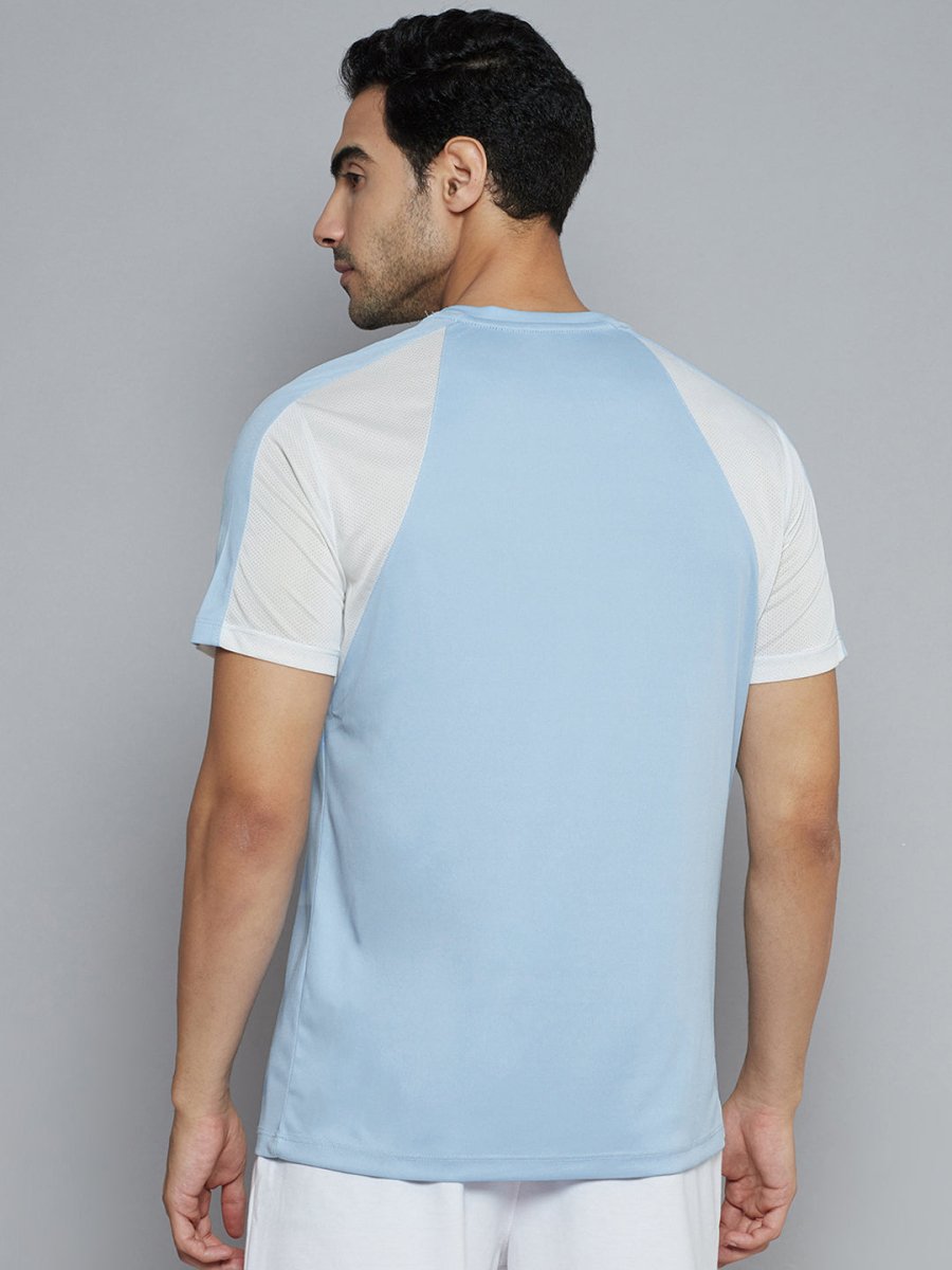 Alcis Men Blue Solid Slim Fit T-shirt