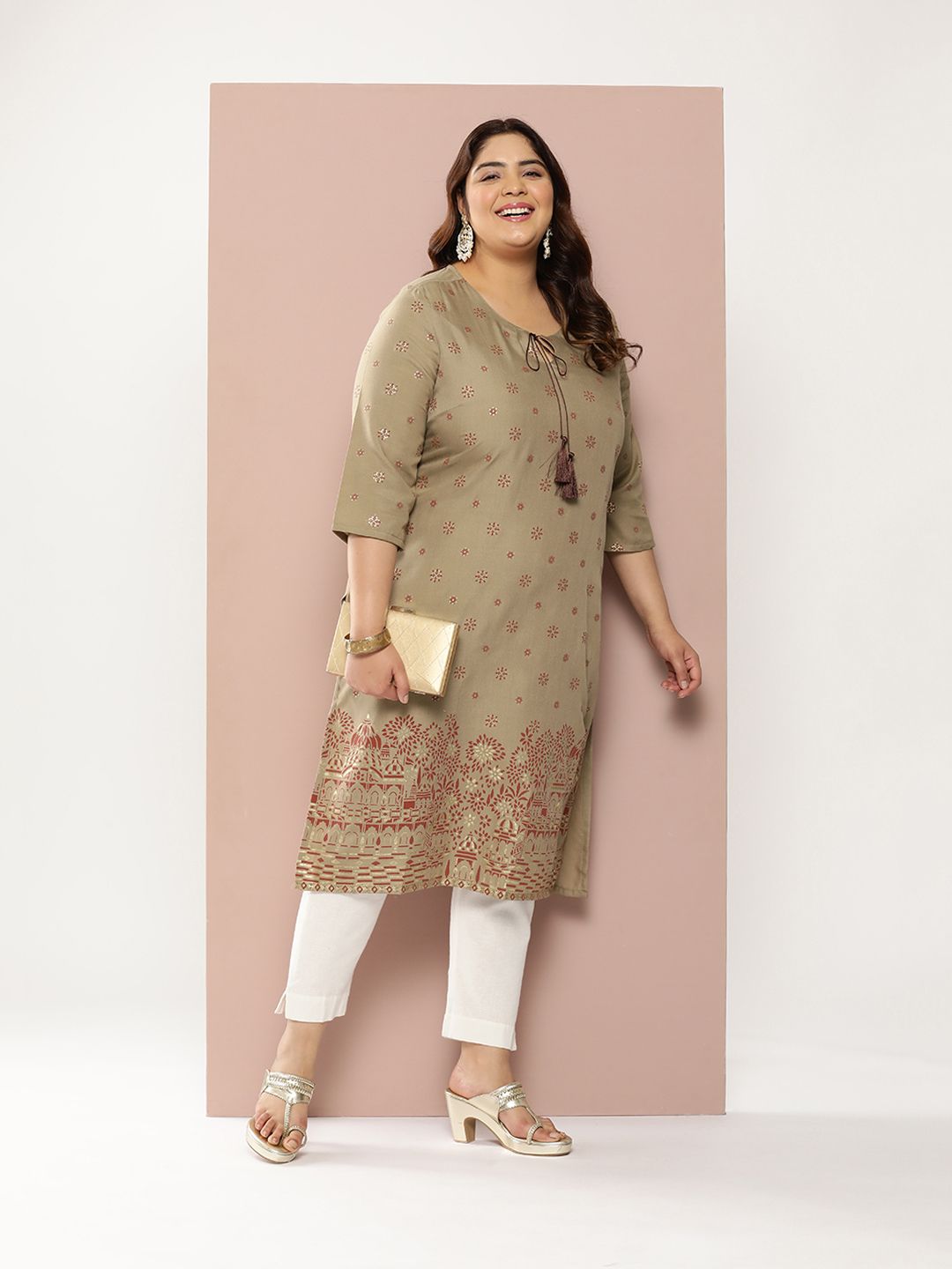 Sztori Plus Size Ethnic Motifs Tie-Up Neck Kurta