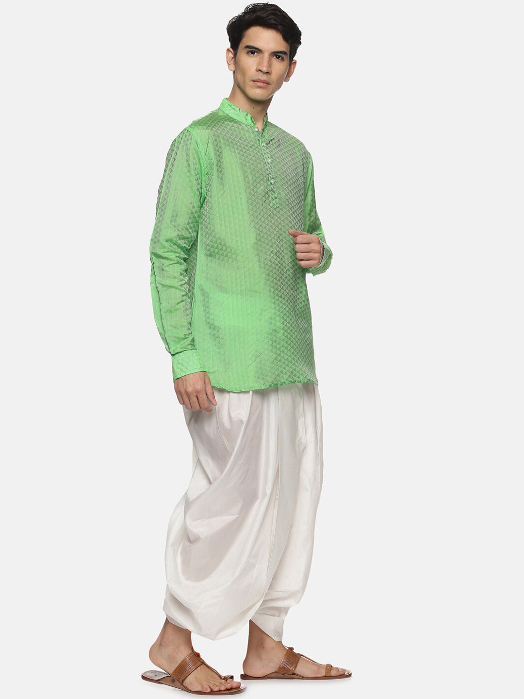 Sethukrishna Men Green Kurta with Dhoti Pants