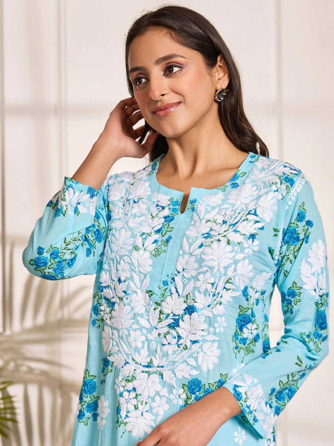 HOUSE OF KARI Floral Embroidered Chikankari Pure Cotton Kurta