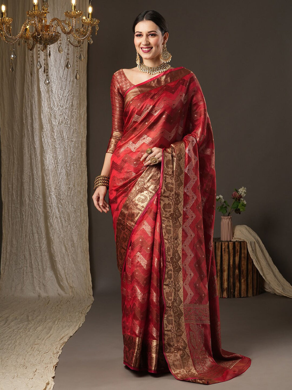 Saree Mall Pink & Gold-Toned Woven Design Zari Silk Blend Bagru Sarees