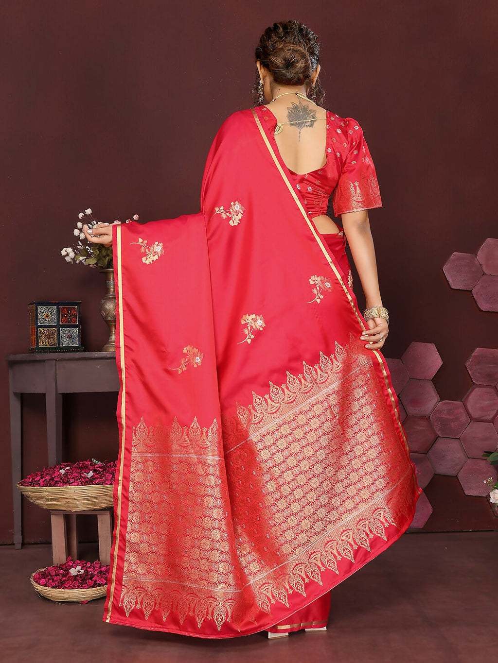 Joban Fashion Reddish Pink Floral Banarasi Silk Sarees