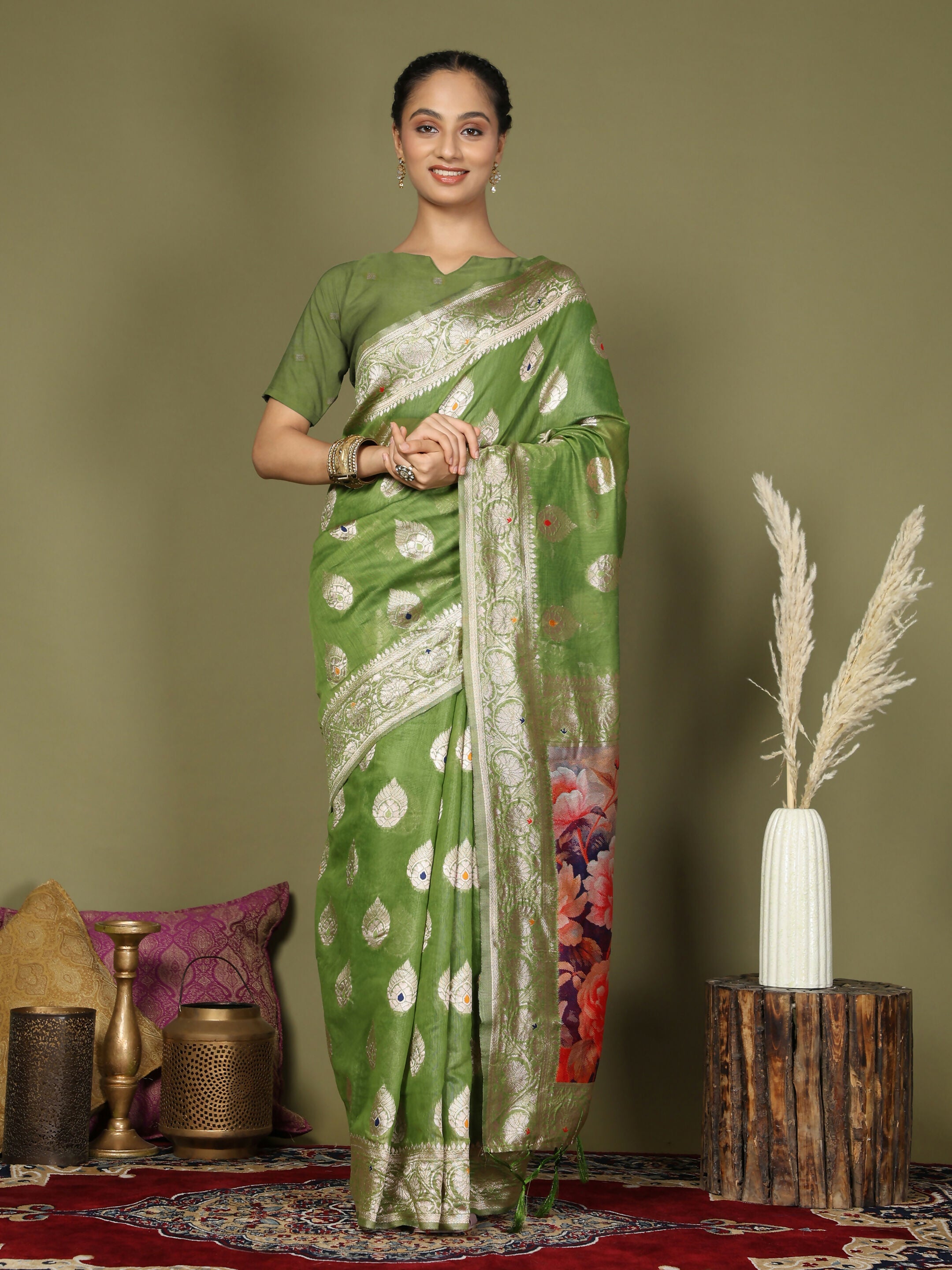 Shree Shyam Fashion Linen Cotton Green Saree
