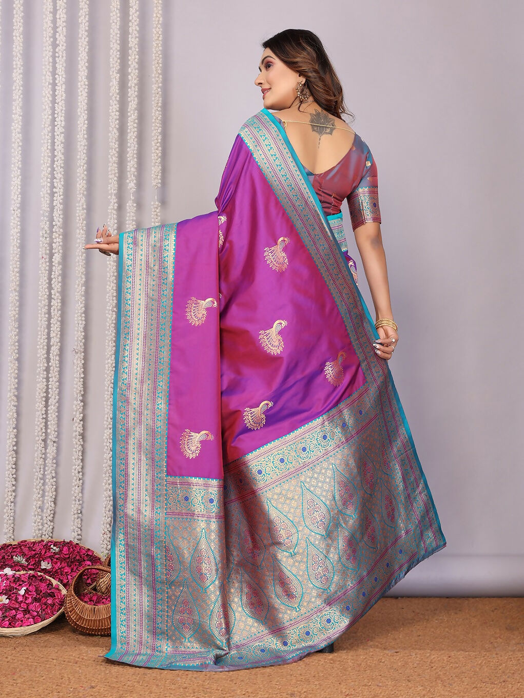 Joban Fashion Banarasi Pink Small Butti Soft Silk Saree