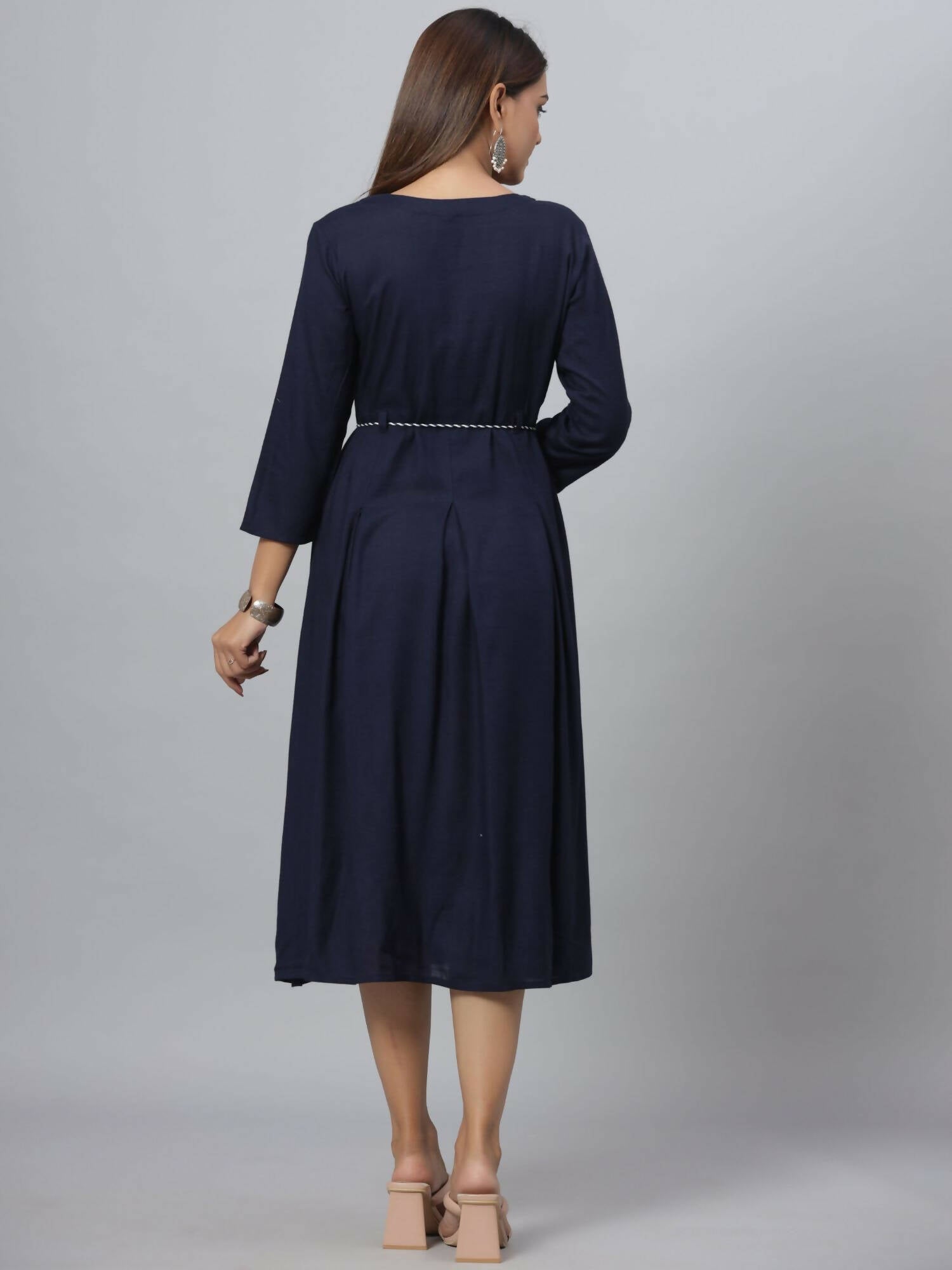 Juniper Women's Navy Rayon Slub Solid Dress