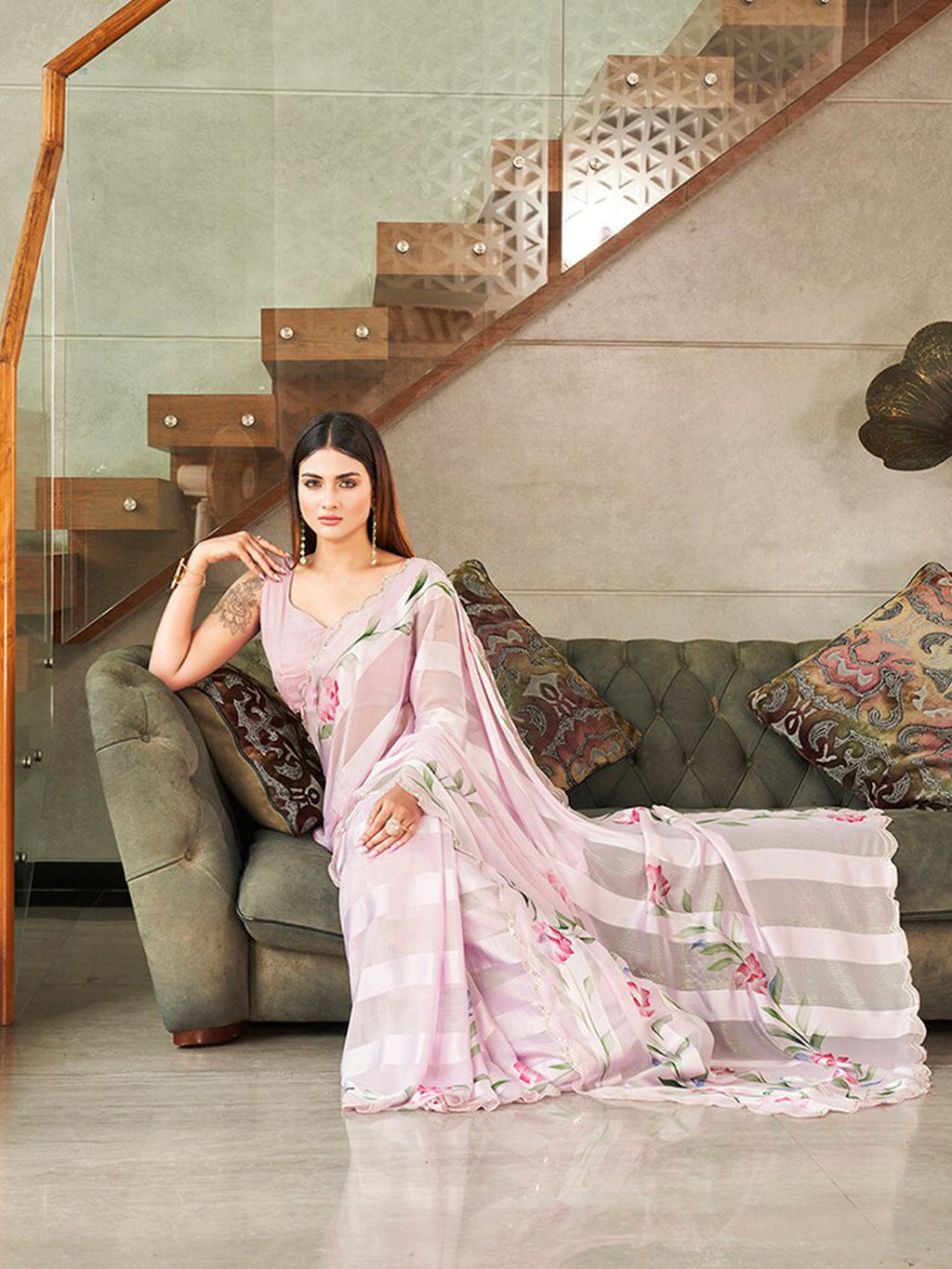 Tikhi Imli Floral Printed Sequinned Saree