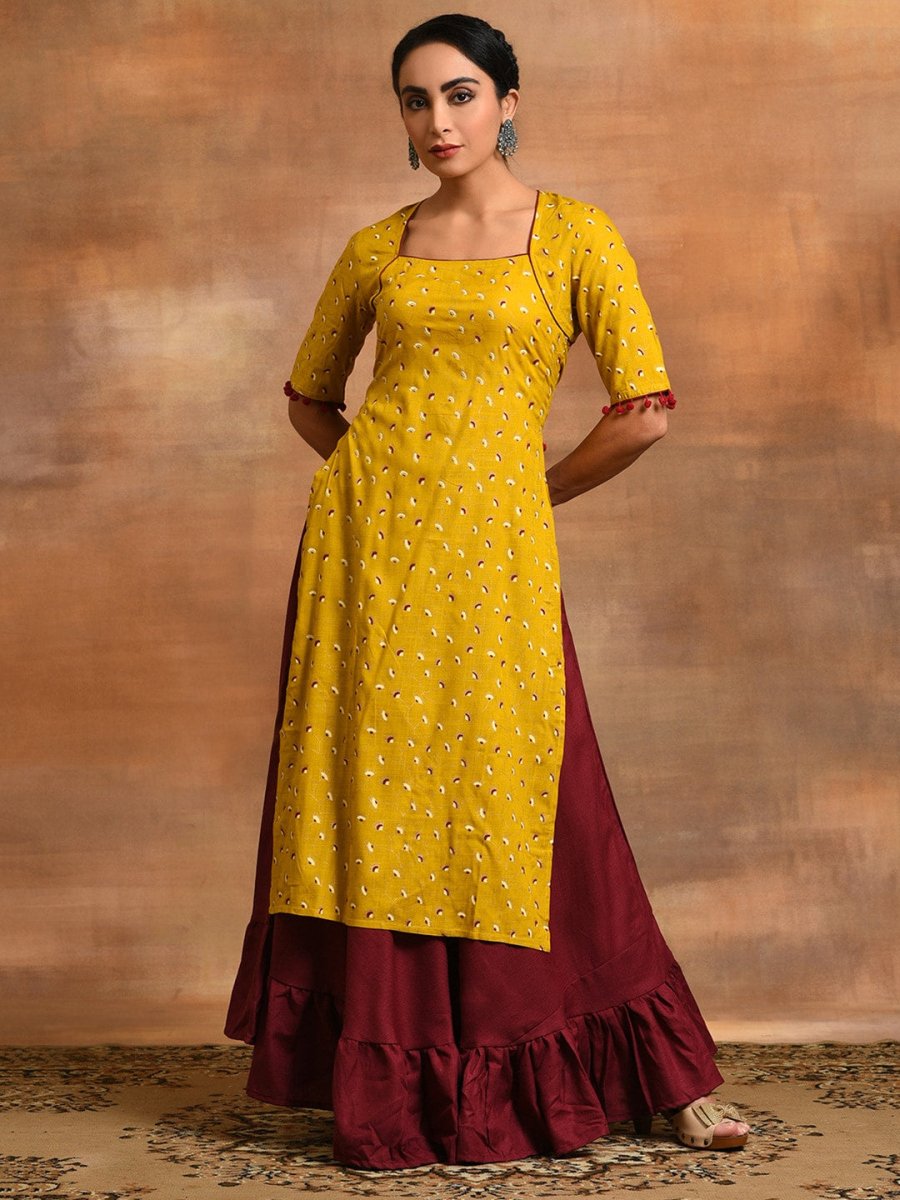 Aks Ethnic Motifs Printed Square Neck Kurta with Skirt