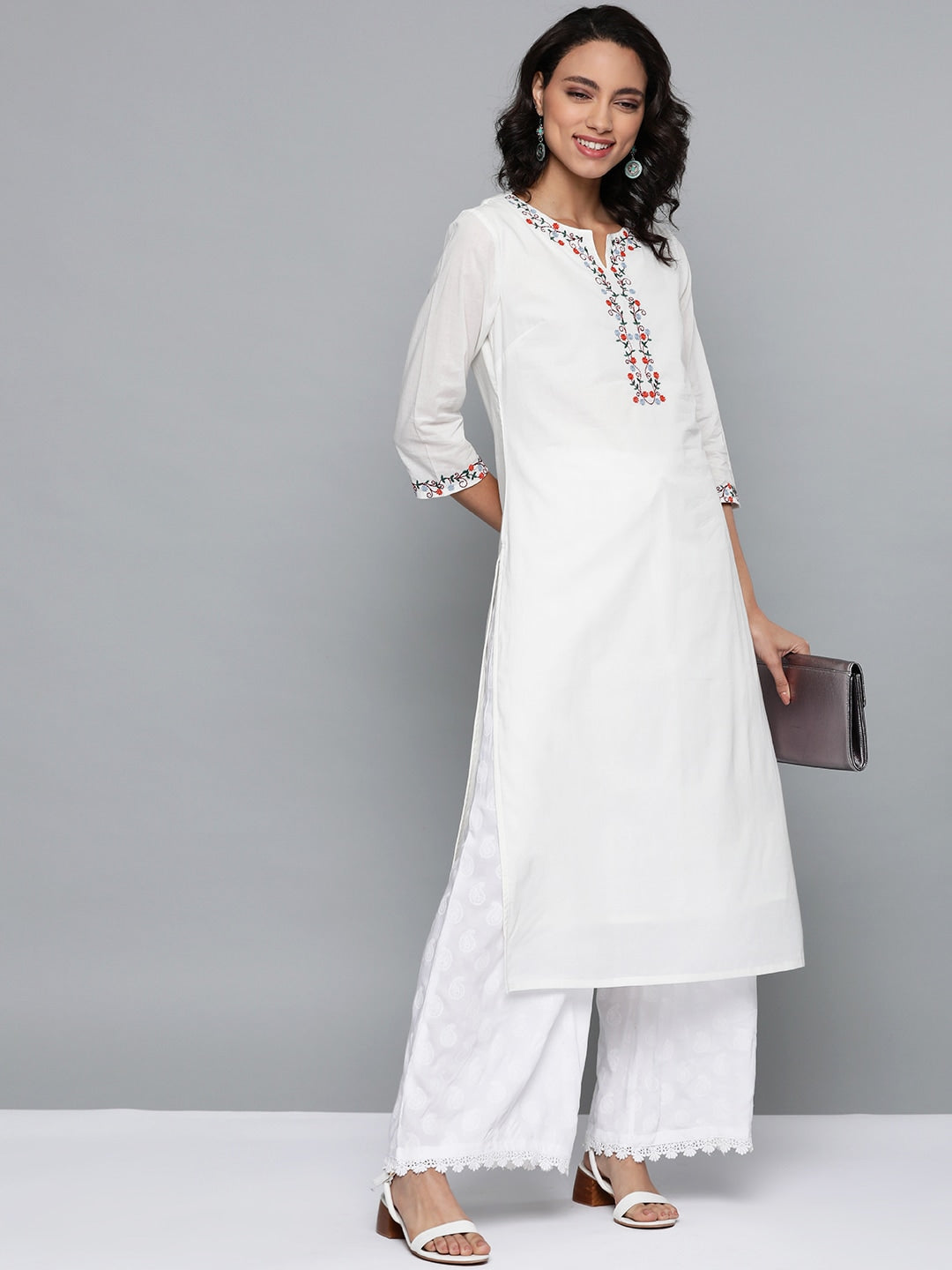 HERE&NOW Women White Cotton Straight Thread Work Kurta
