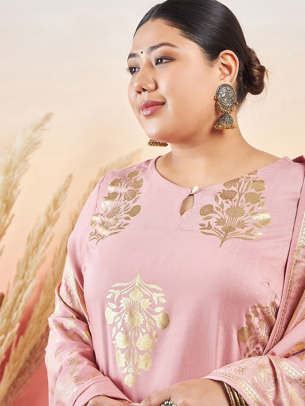 Sztori Floral Printed Keyhole Neck Straight Kurta With Trouser & Dupatta
