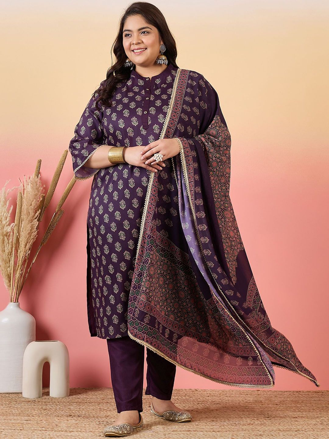 Sztori Women Floral Printed Regular Kurta with Trousers & With Dupatta