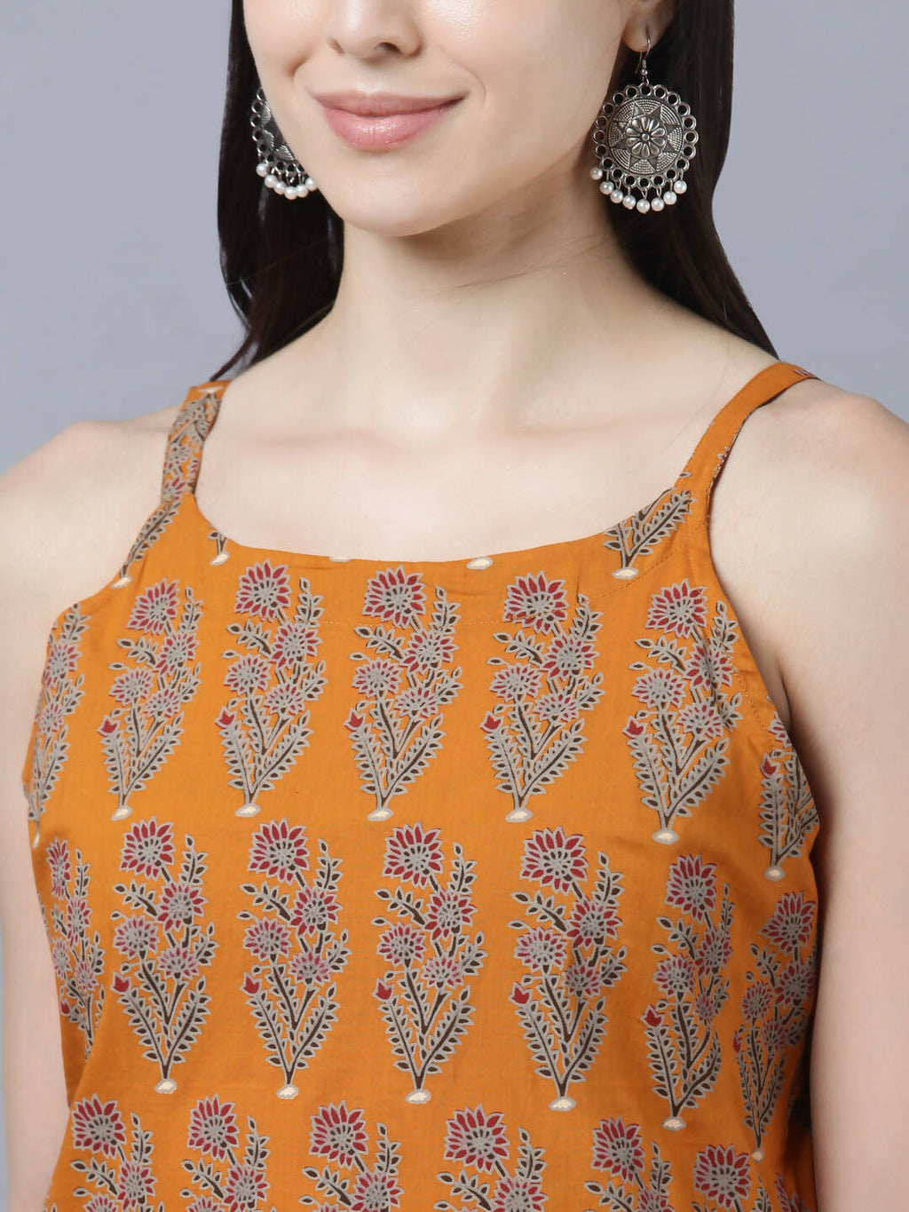 Myshka Stylish Mustard Sleeveless Women's Kurta