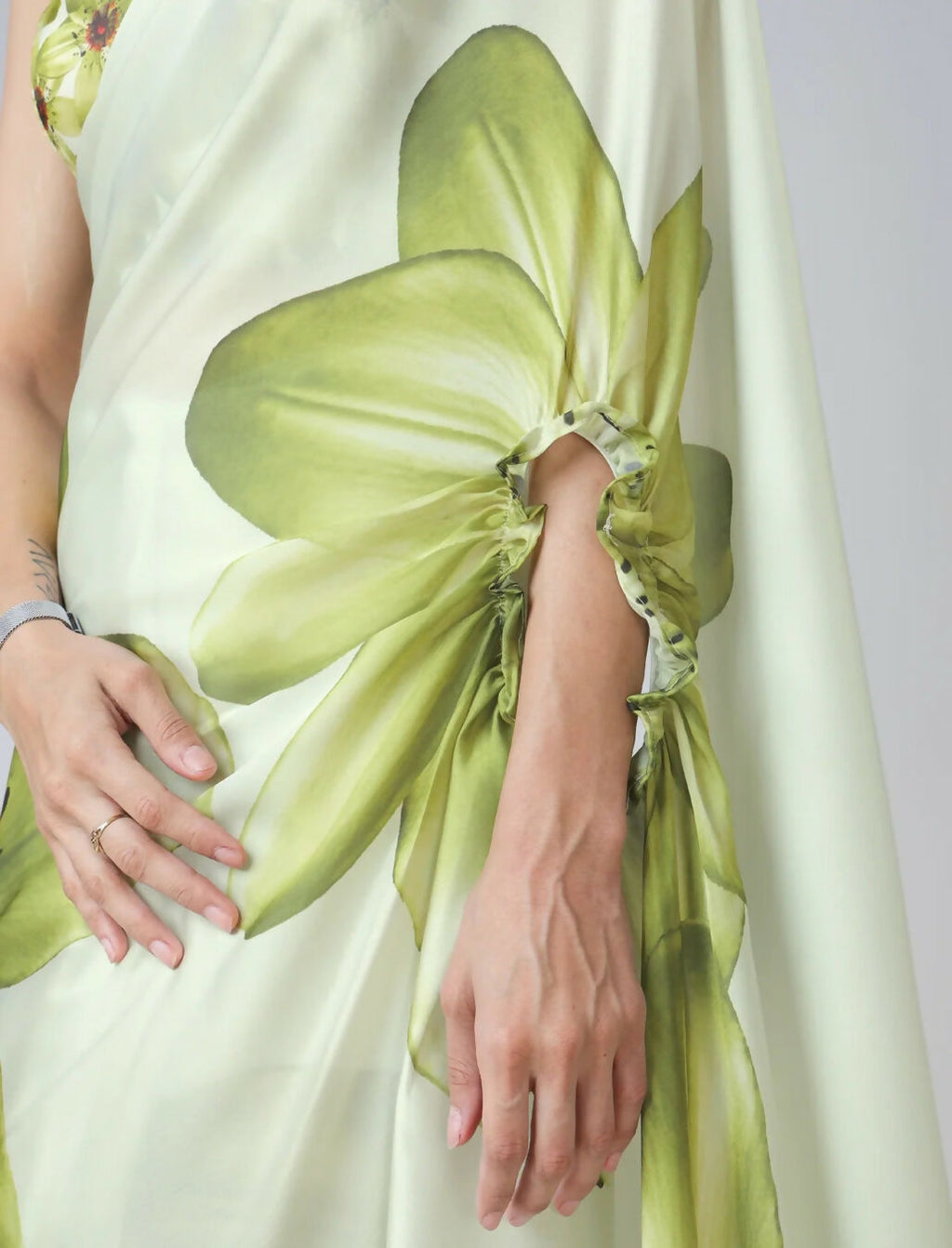 Vastranavya Mint Green Freehand Floral Print Ready to Wear Saree