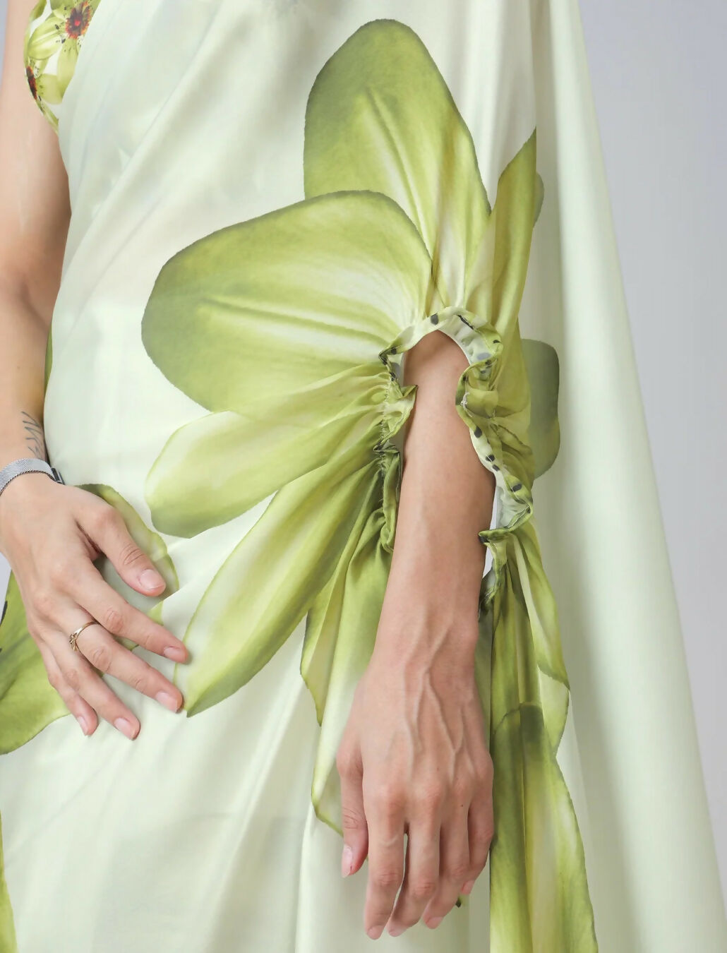 Vastranavya Mint Green Freehand Floral Print Ready to Wear Saree