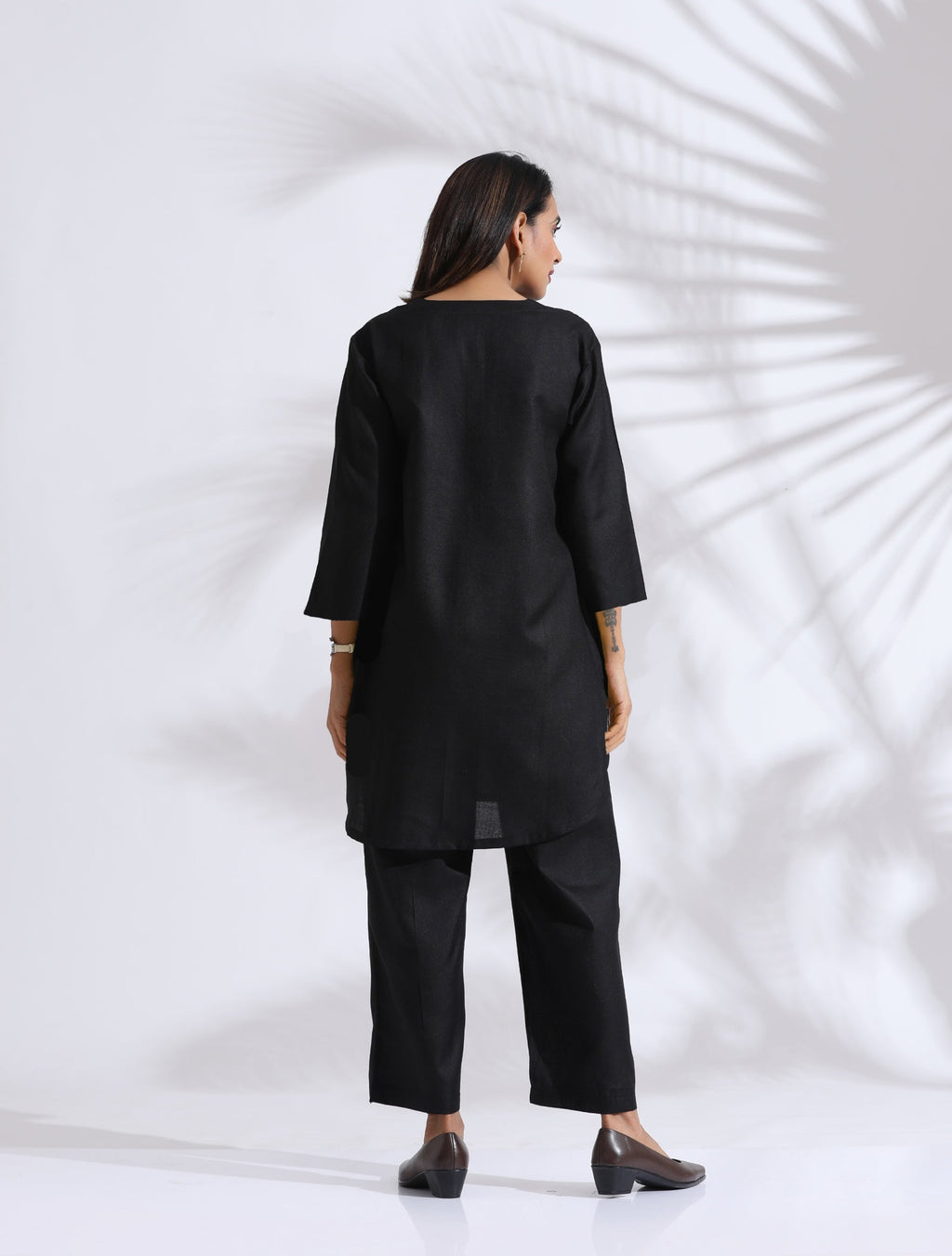 trueBrowns Black Slub Kurta Co-ord Set