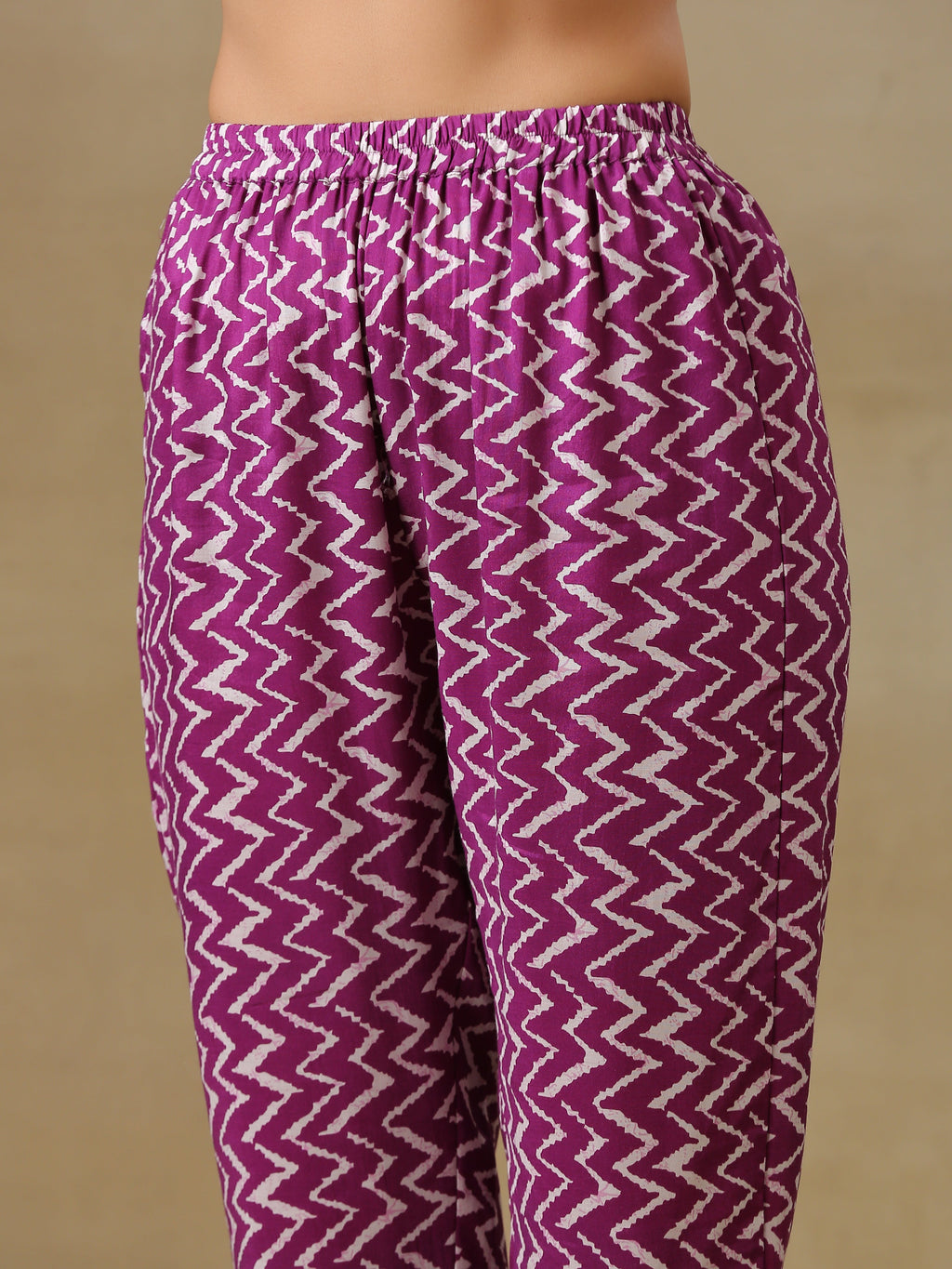 trueBrowns Purple Bandhani Printed Silk One Shoulder Kurta Pant Set