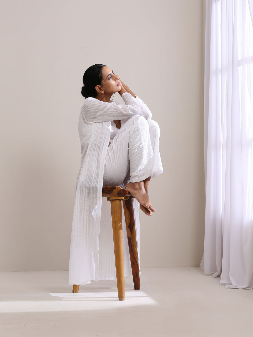 trueBrowns White Dobby Overlay Jacket Blouse Pant Set
