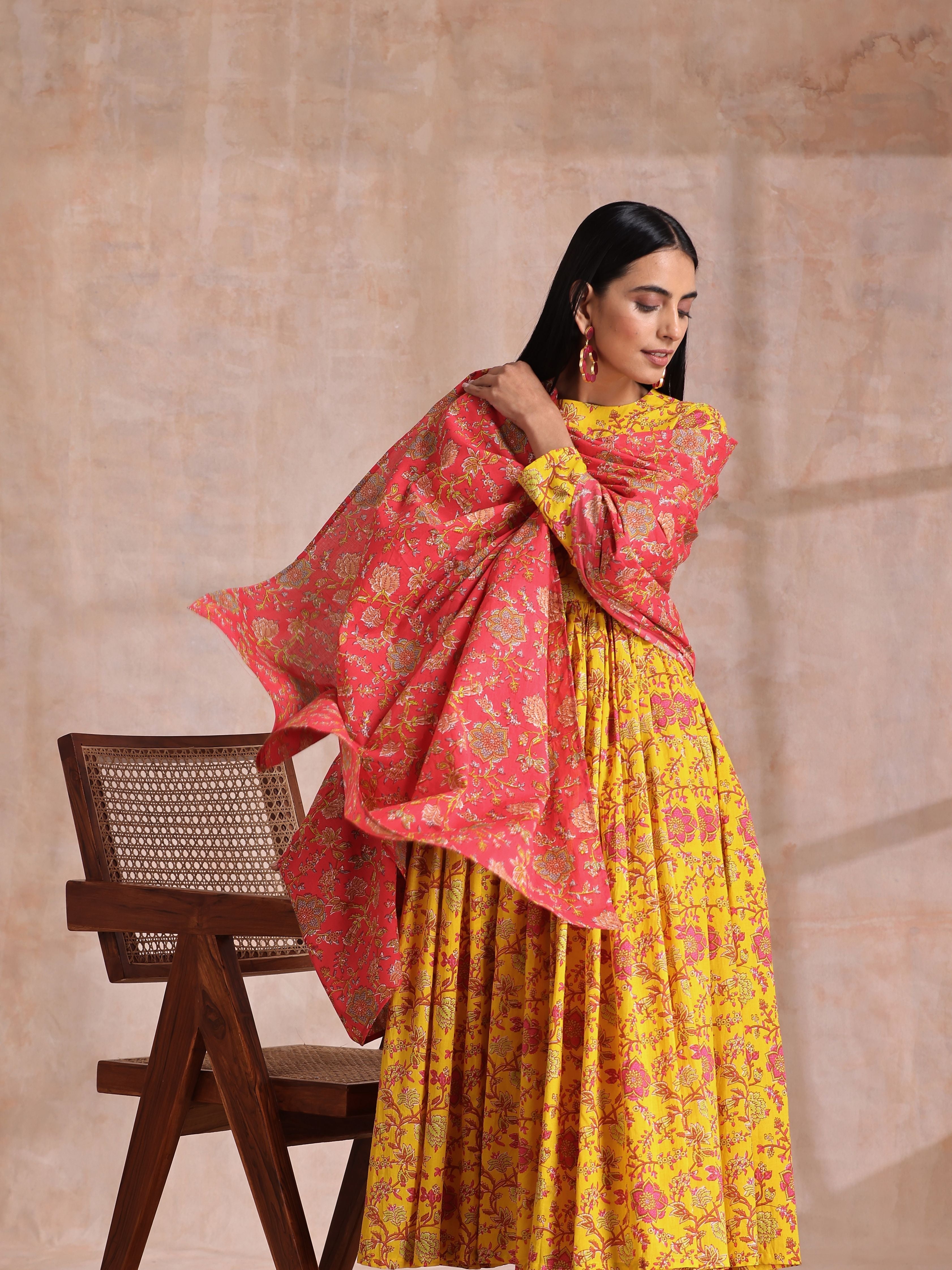 trueBrowns Sunshine Yellow Overall Floral Block Print Cotton Kurta Pant Dupatta Set