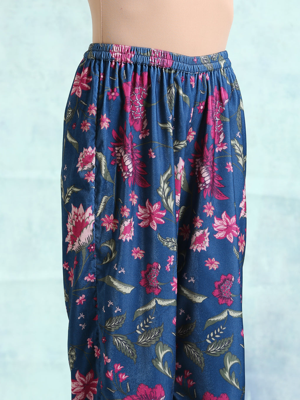trueBrowns Blue Printed Velvet Co-Ord Set