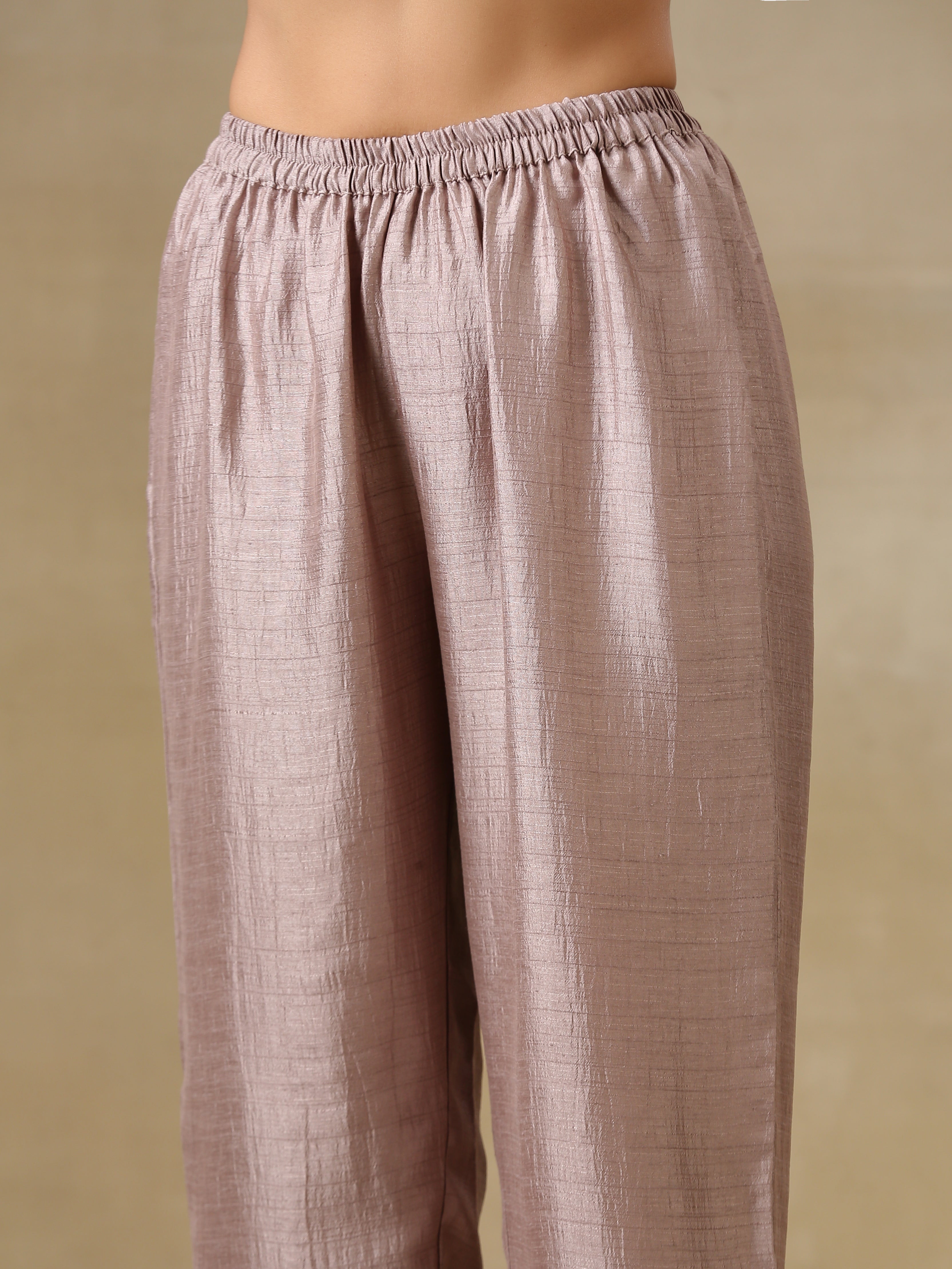 trueBrowns Maroon Textured Silk Sleeveless Kurta Pant Set