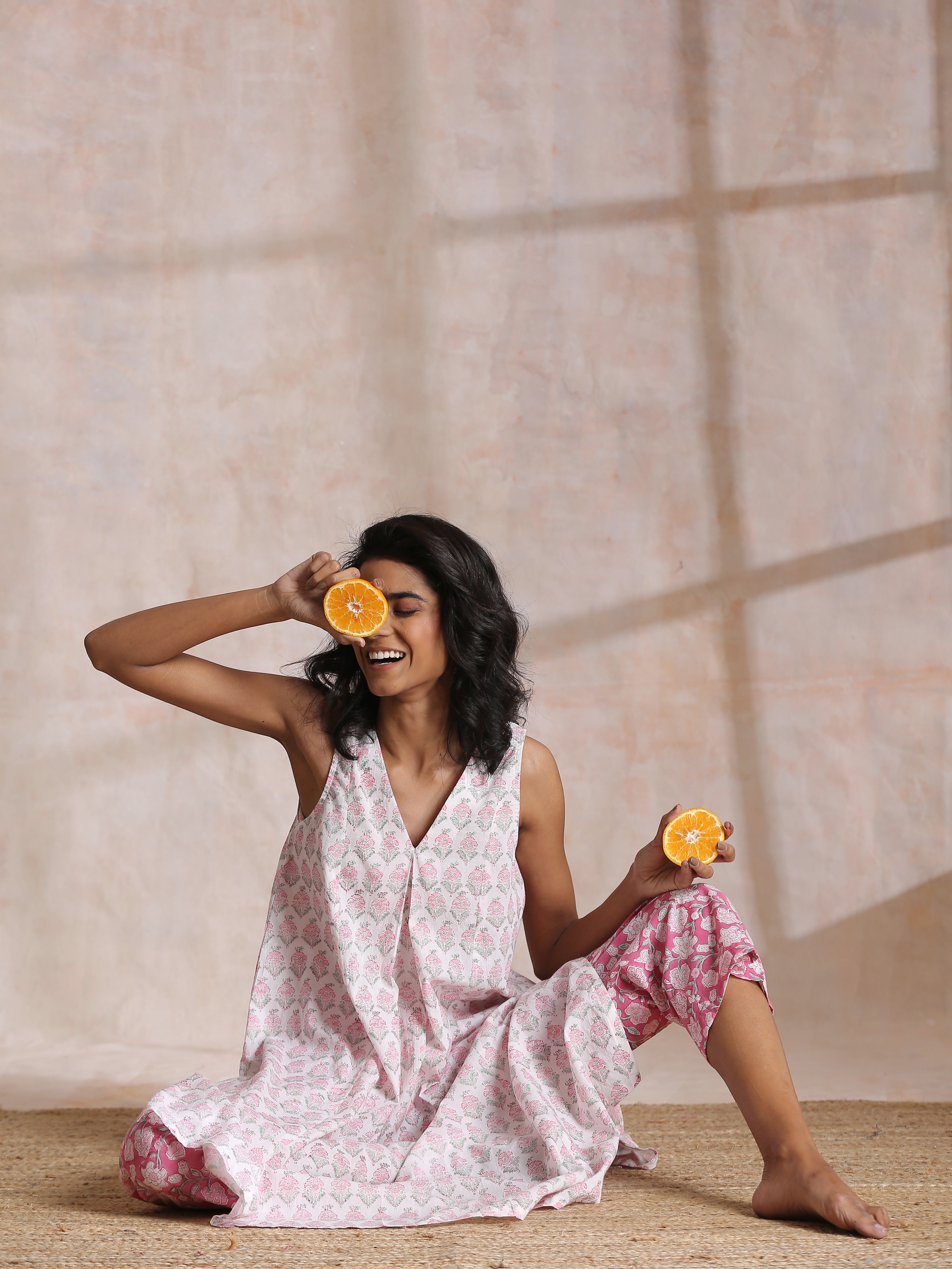 trueBrowns Pink Green Floral On White Block Print Cotton Sleeveless Flared Kurta Pant Set