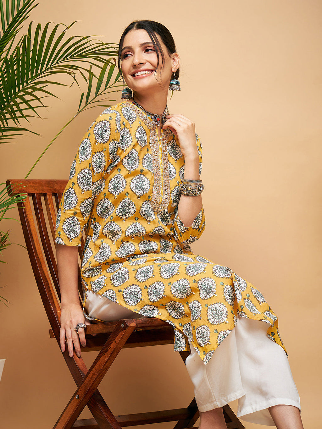 InWeave Women's Sunset Boota Print Gota Straight Kurta