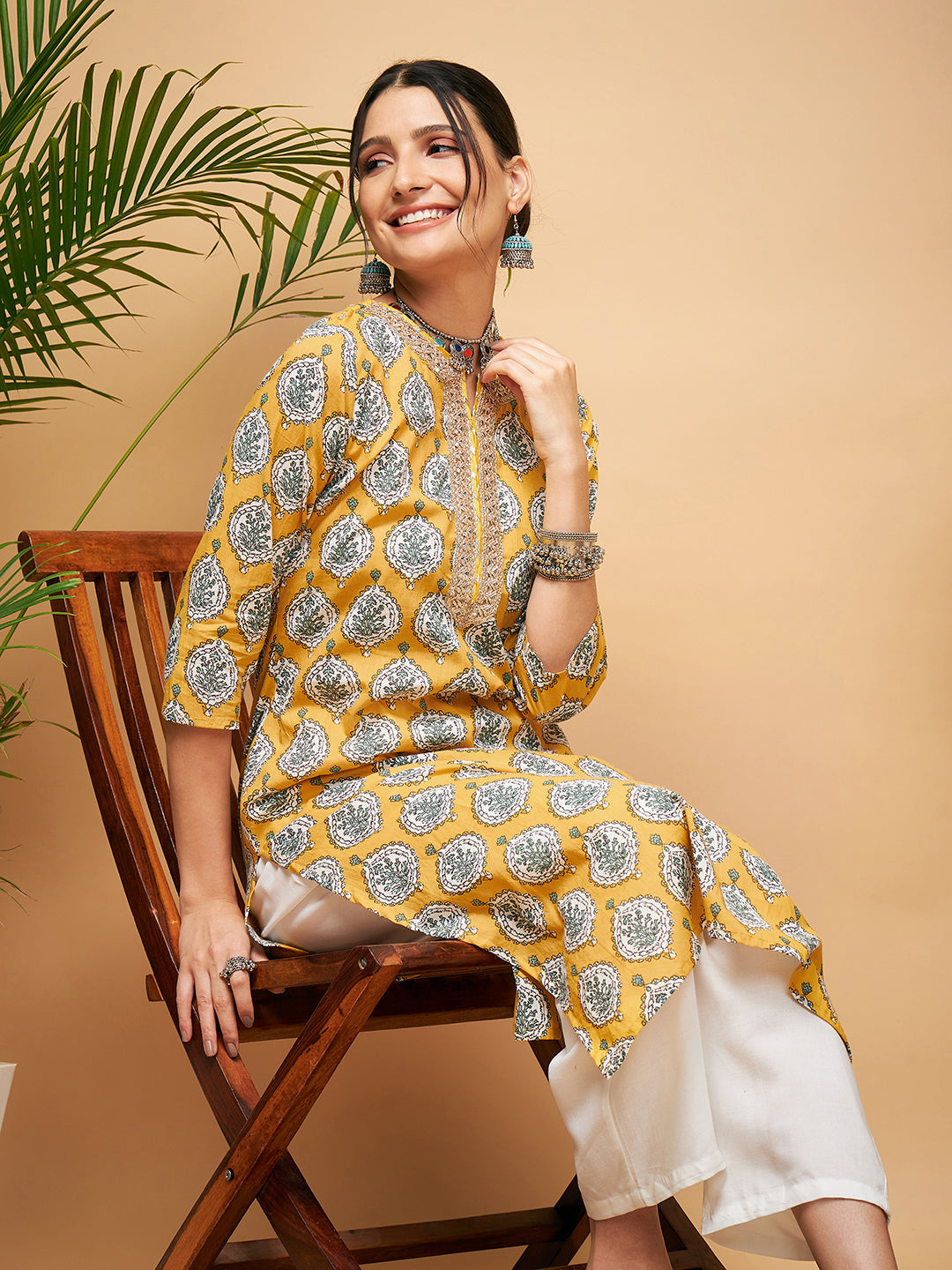 InWeave Women's Sunset Boota Print Gota Straight Kurta