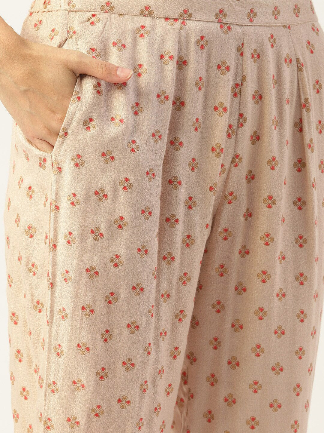 HERE&NOW Women Cream-Coloured Floral Embroidered Kurta with Trousers