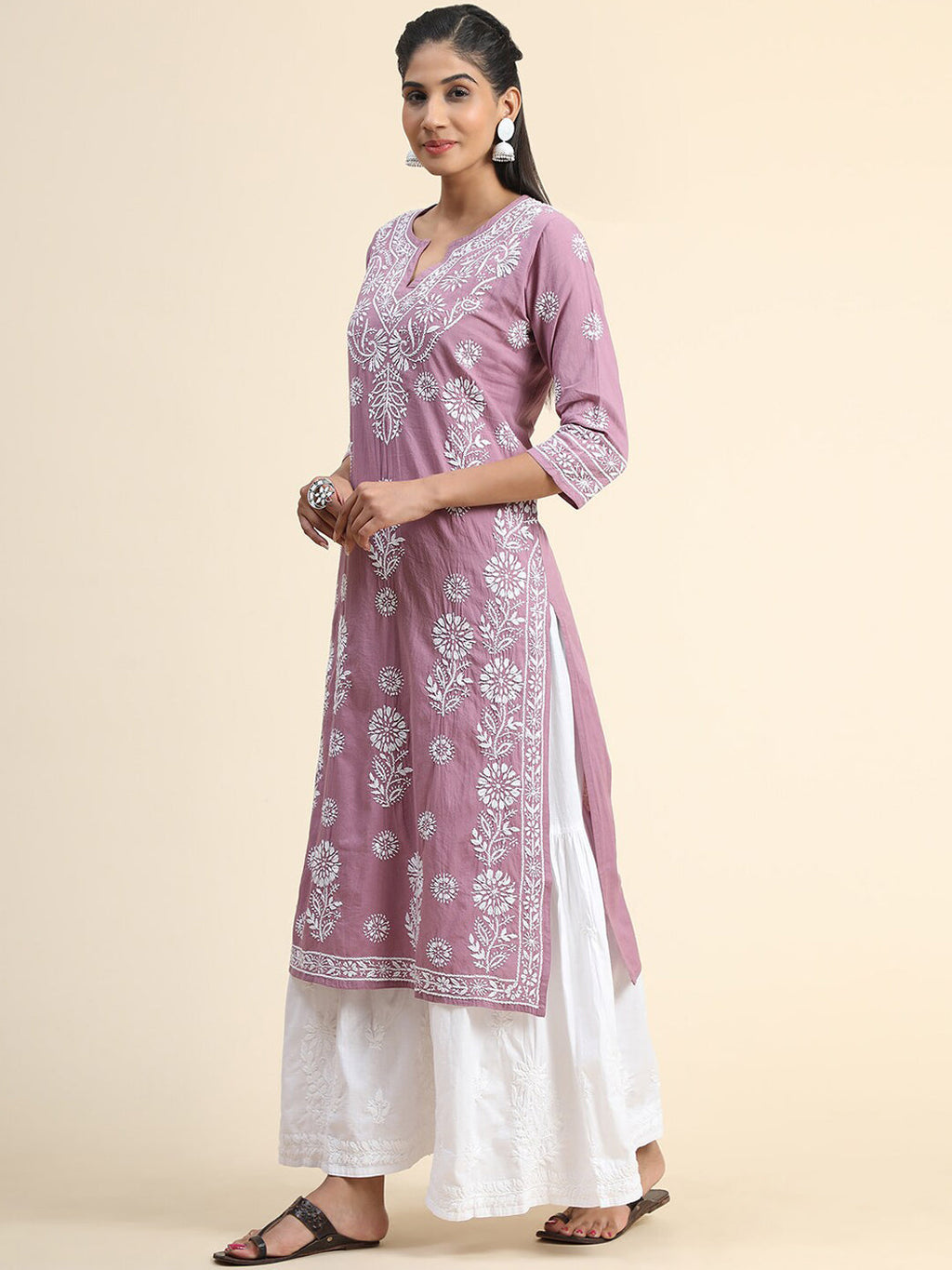 HOUSE OF KARI Floral Embroidered Chikankari Cotton Kurta