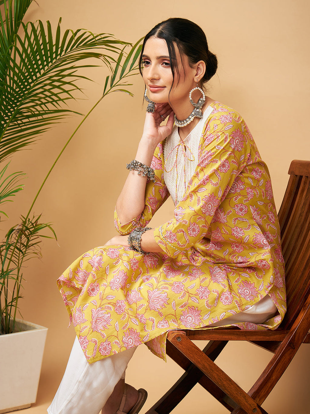 InWeave Women's Lime Pink Print Patch Cotton Straight Kurta