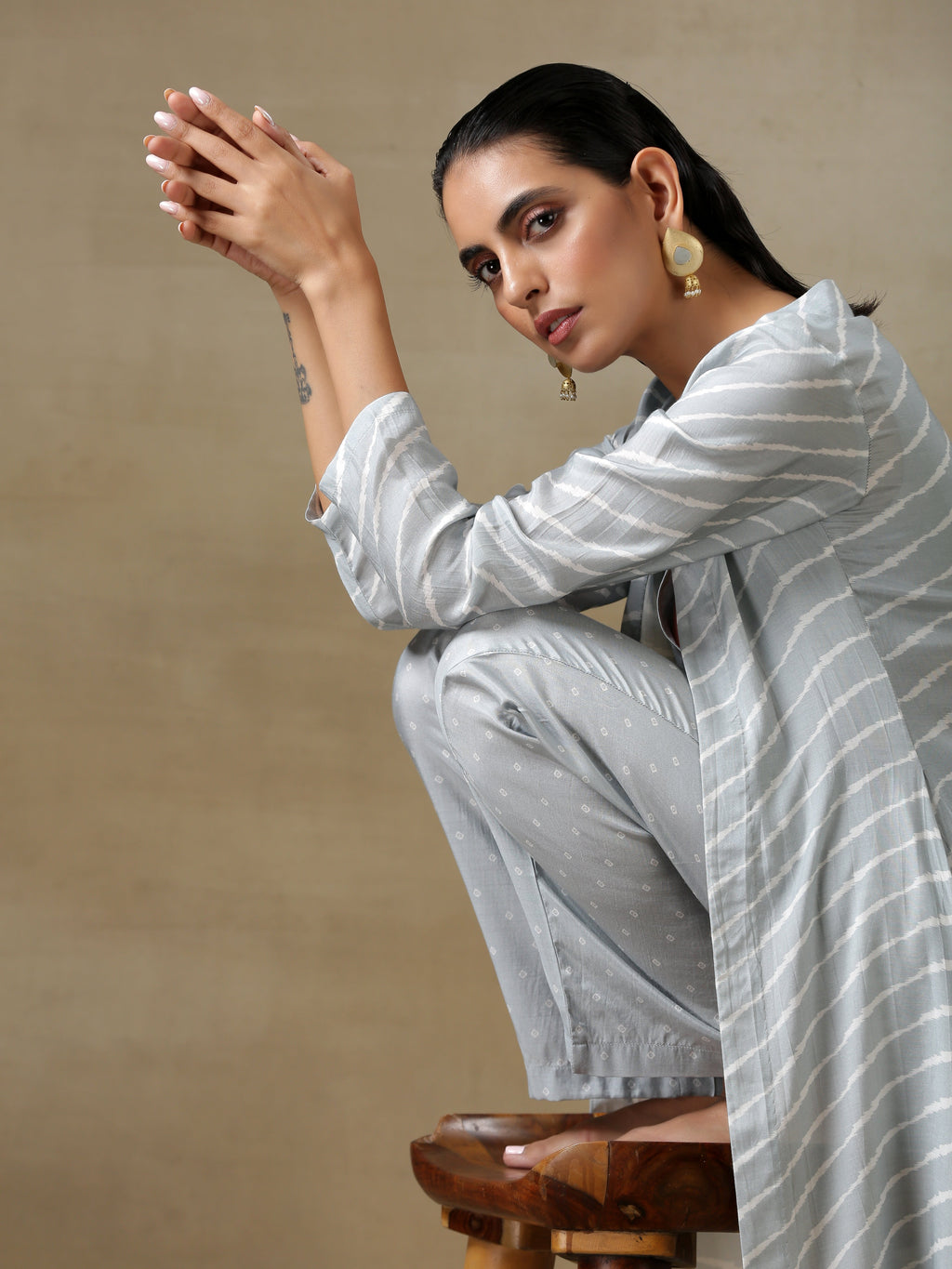 trueBrowns Grey Bandhani Printed Silk Overlay Jacket Blouse Pant Set