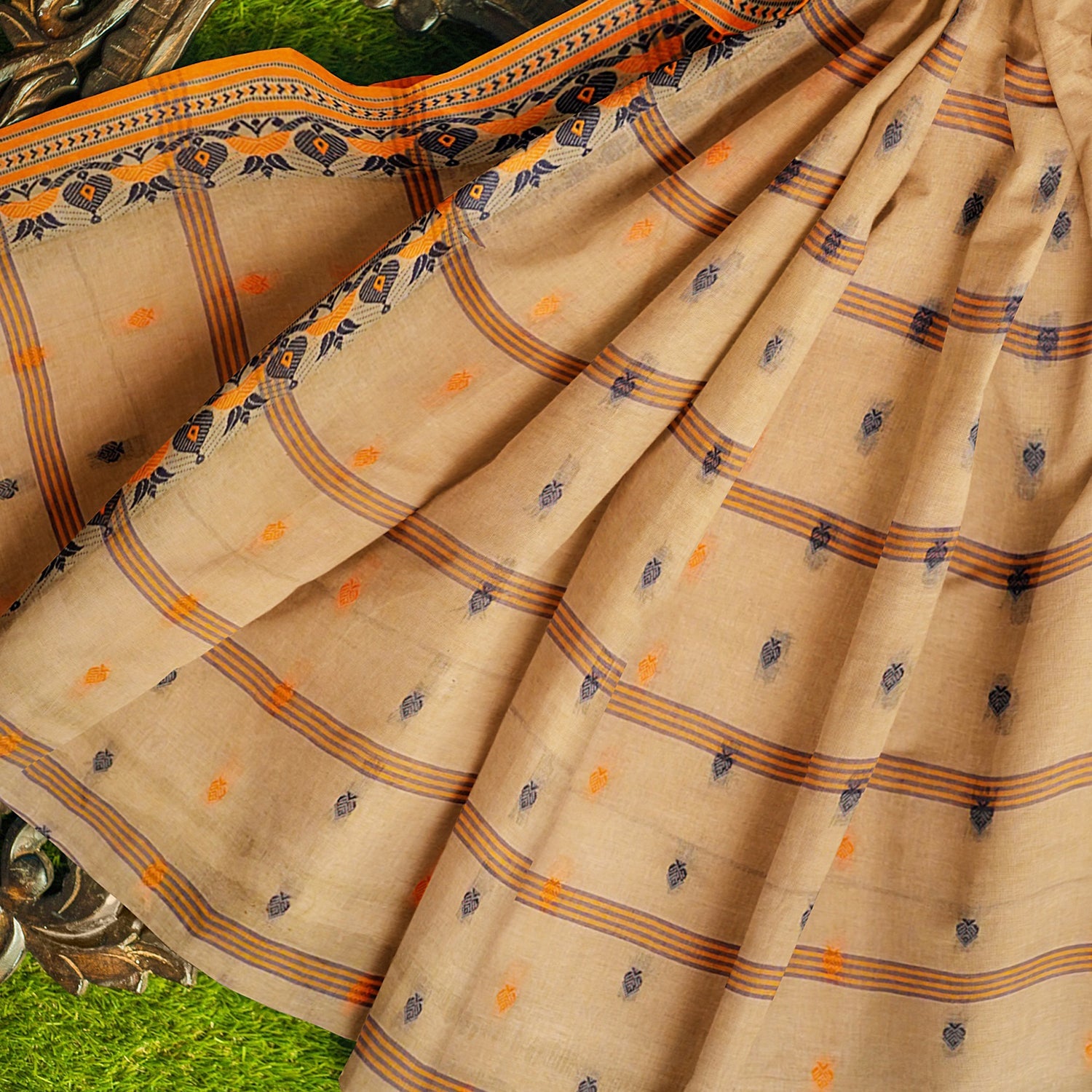 Exclusive Collection 100% Pure Cotton Biege Tant Saree With Hand Weaving Work