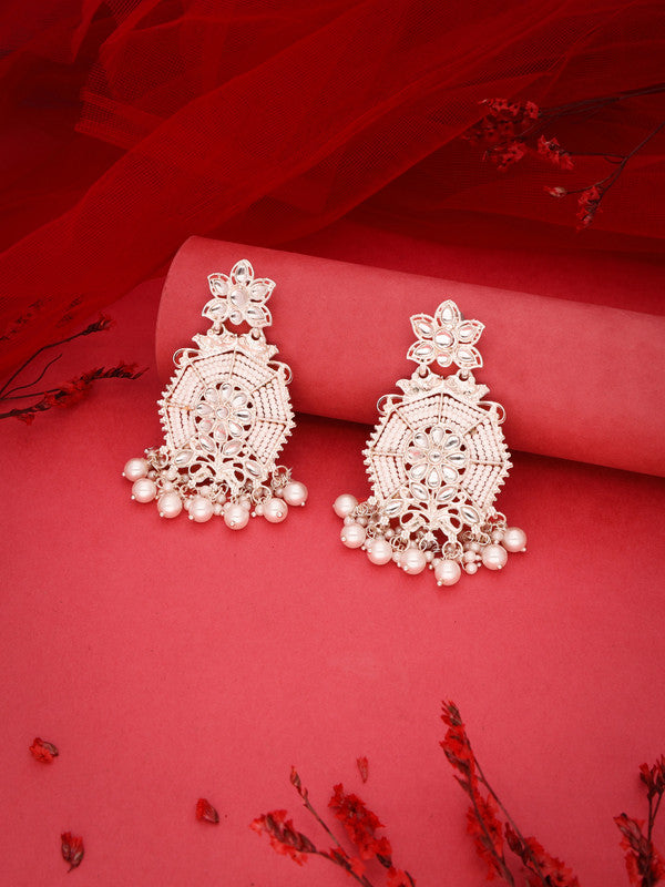 Tehzeeb Creations Fashionable Gold Earrings Studded With Kundan And Pearl