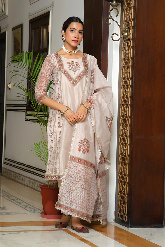 Vaasva Women Grey Chanderi Block Printed Embroidered Kurta Set With Solid Pants & Dupatta