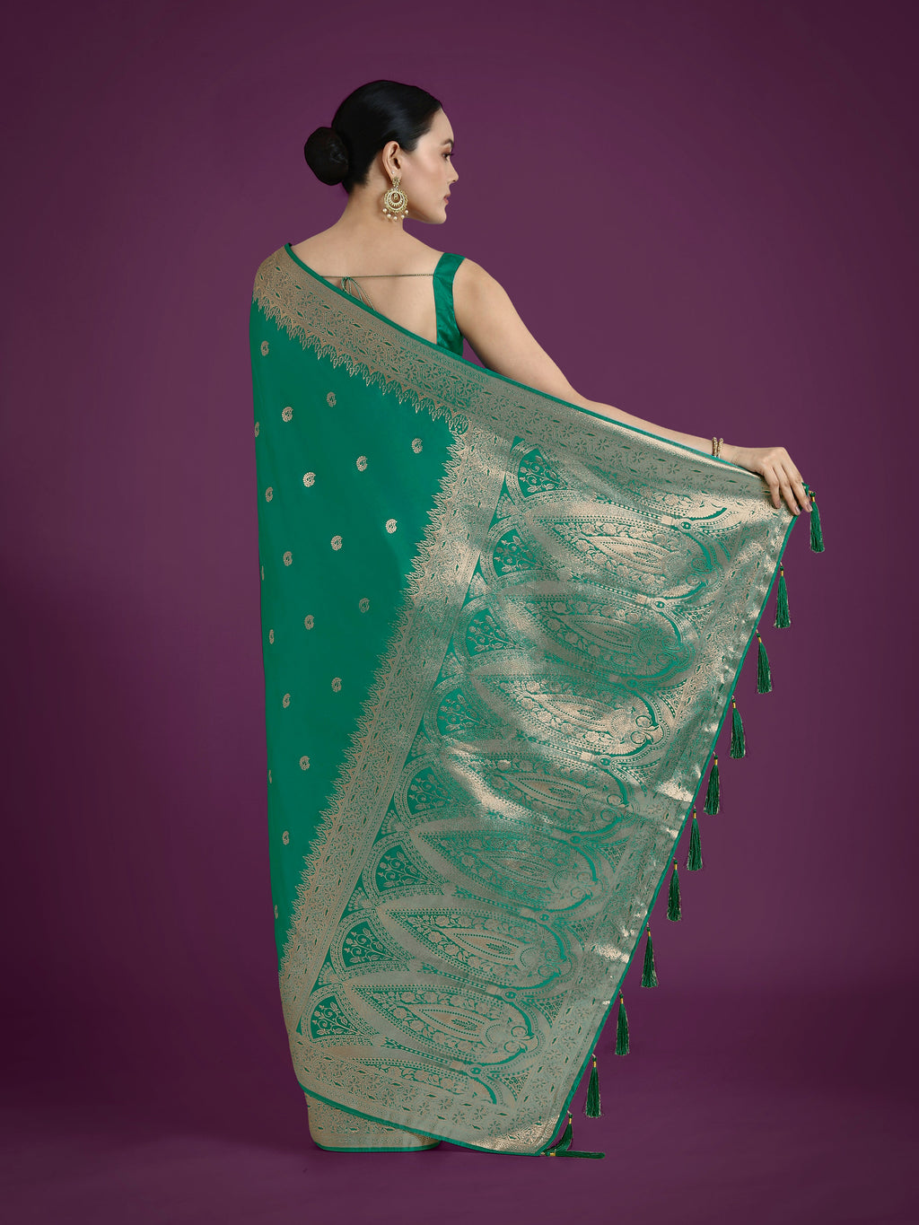 Monjolika Fashion Divine Turquoise Soft Banarasi Satin Silk Saree With Blouse Piece