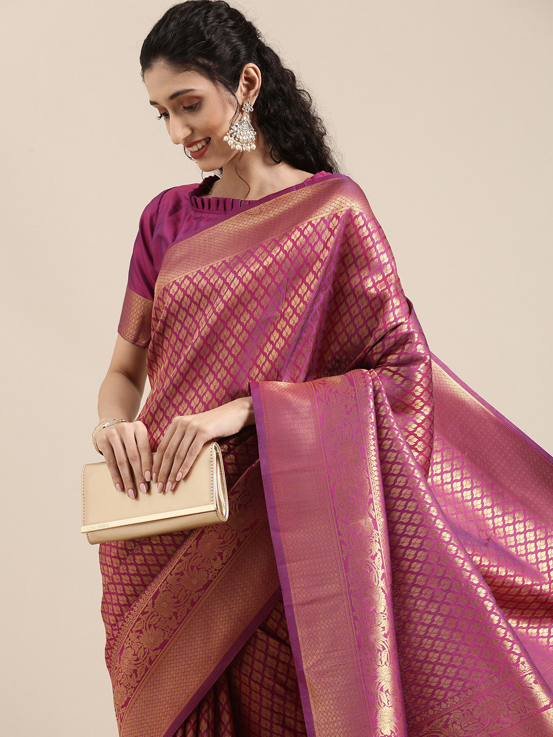 Saree Mall Magenta Ethnic Motifs Zari Silk Blend Banarasi Saree For Women
