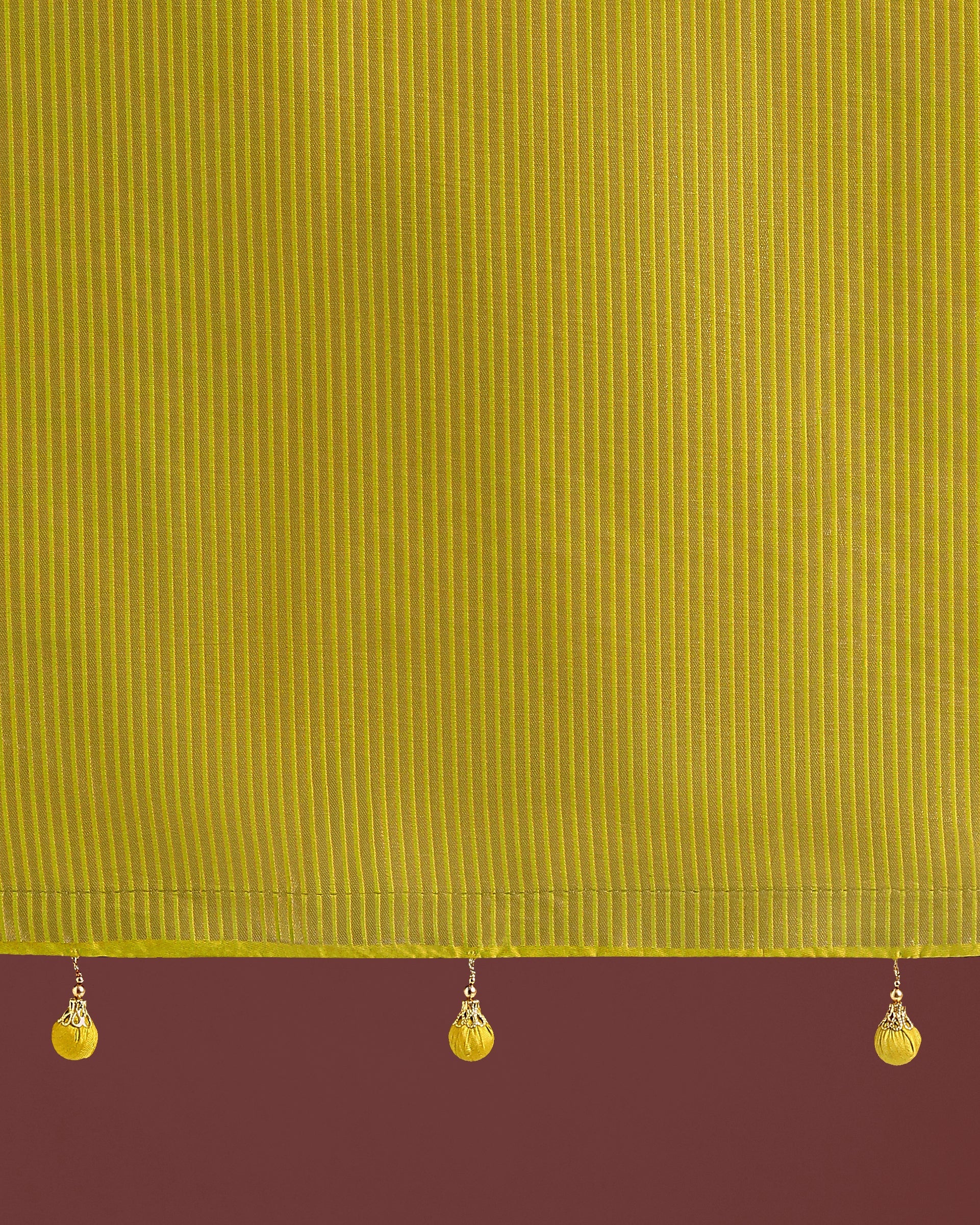 Monjolika Fashion Banarasi Silk Parrot Green Zaal Pattern Traditional Saree