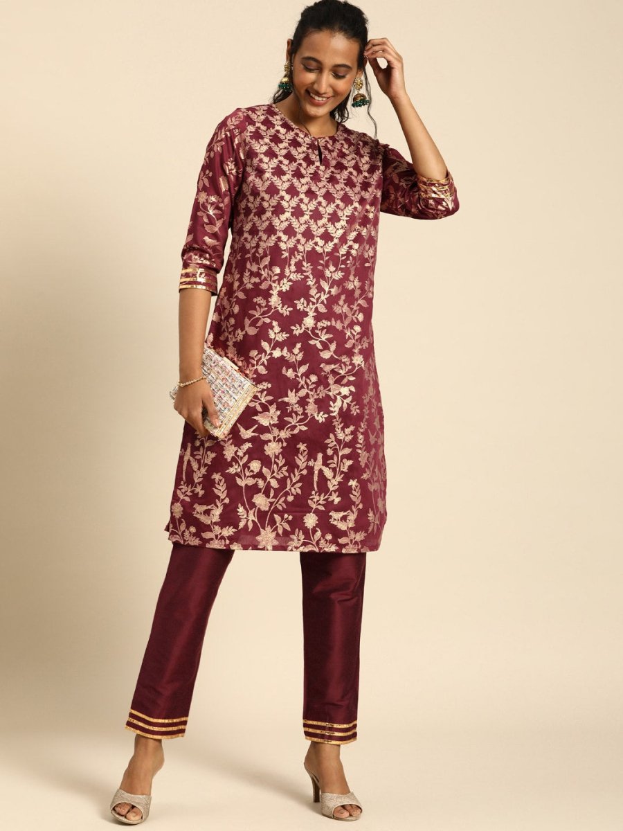 All About You Women Purple & Gold-Toned Ethnic Motifs Printed Regular Kurta with Trousers