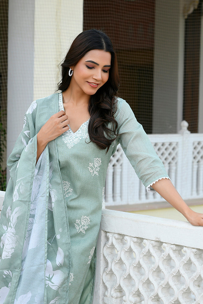 Vaasva Women Green Kota Doria Embroidered Solid Kurta Set With Solid Pants & Printed Dupatta