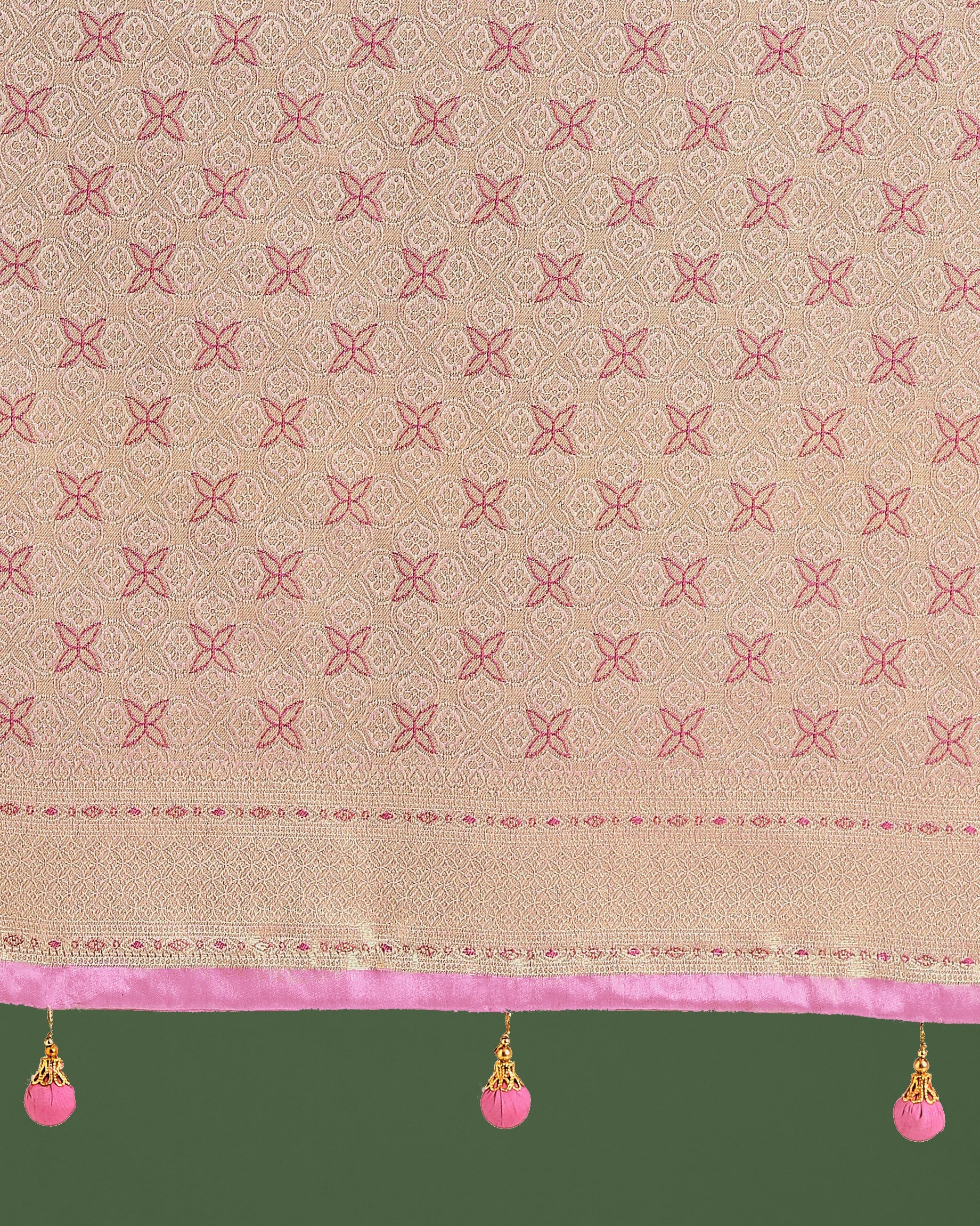 Monjolika Fashion Wonderful Light Pink Soft Banarasi Satin Silk Leheriya Design Saree