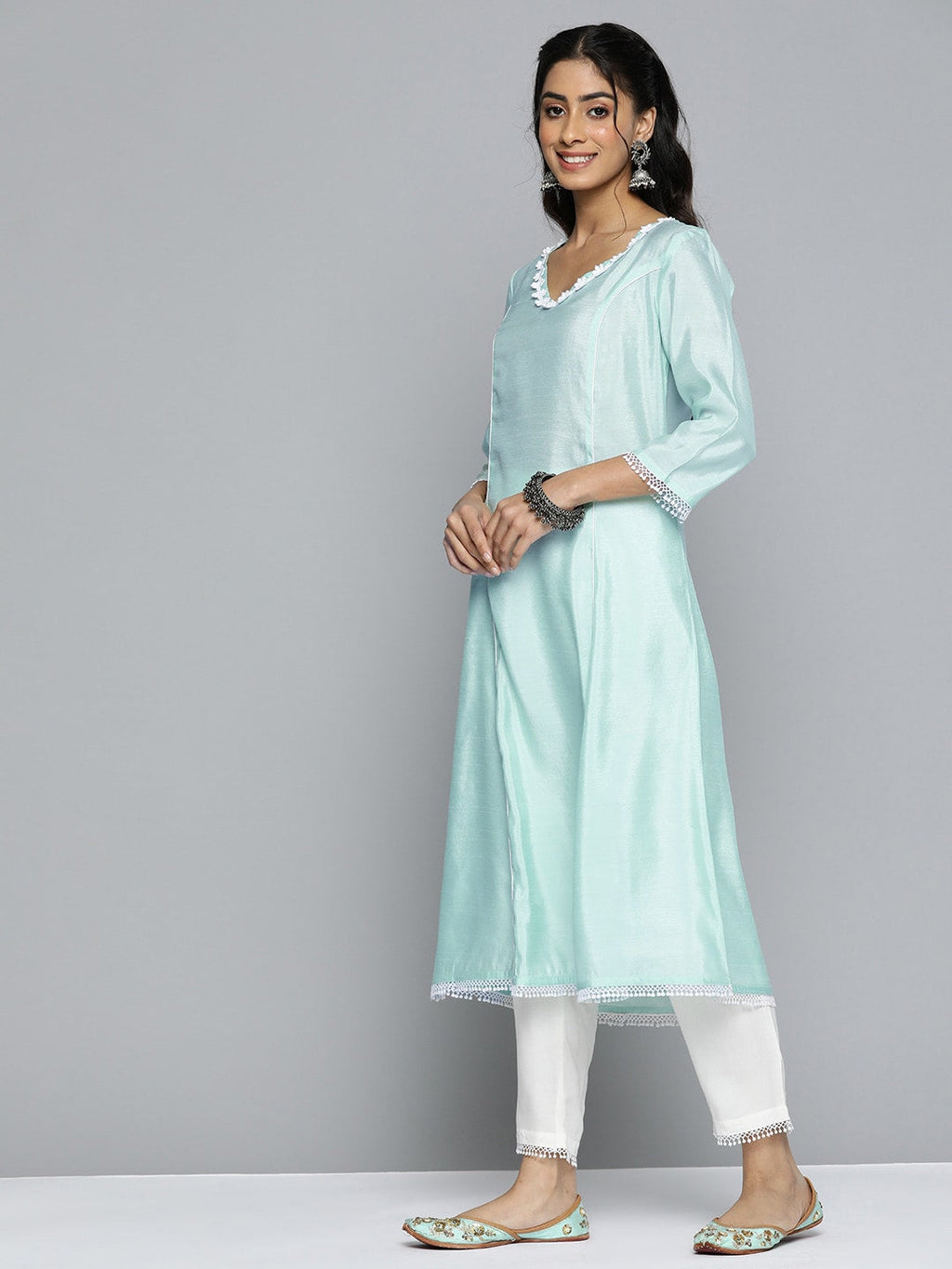 HERE&NOW Women Solid Panelled A-Line Kurta with Trousers
