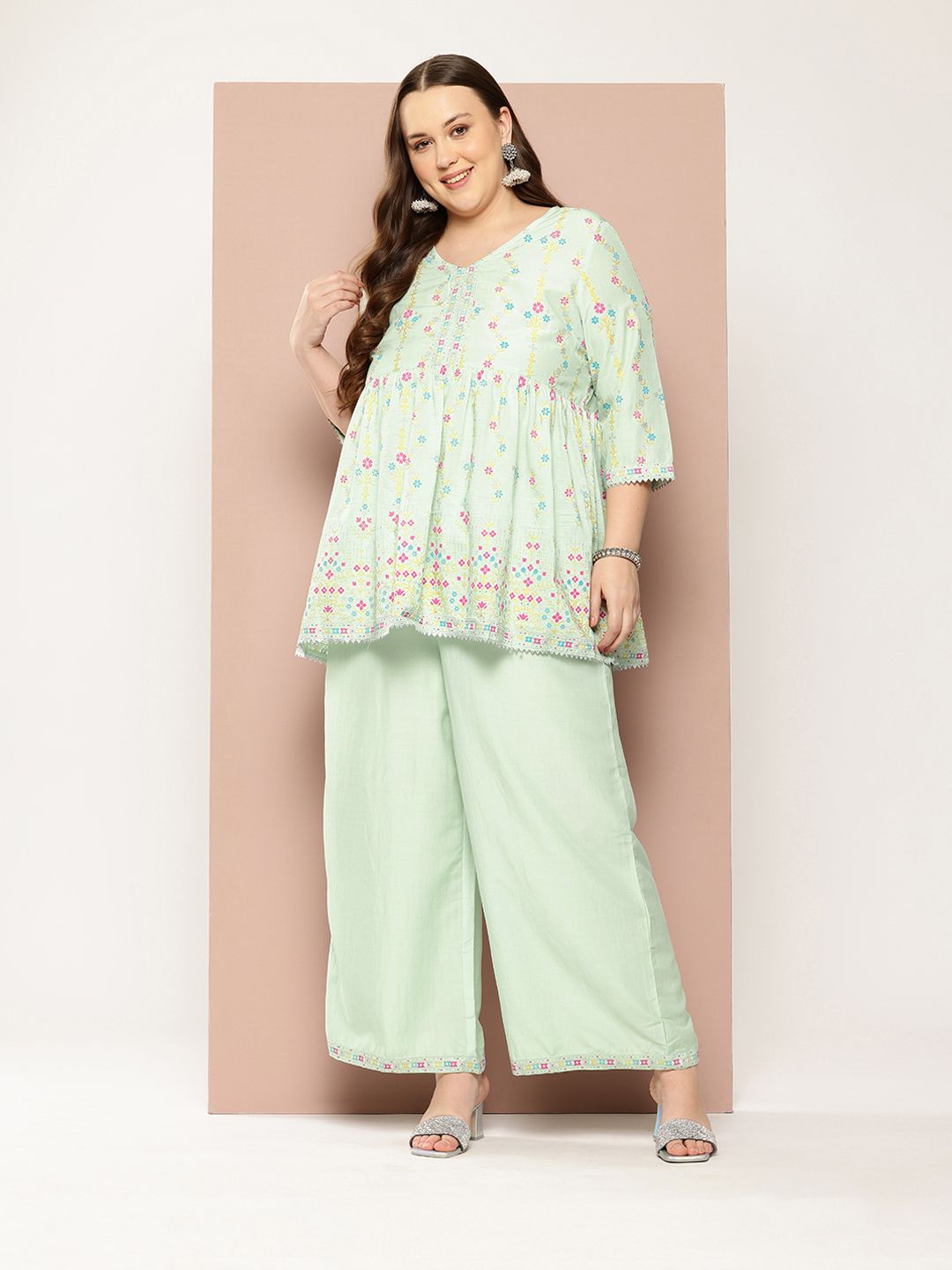 Sztori Plus Size Ethnic Motifs Printed Kurti & Palazzos
