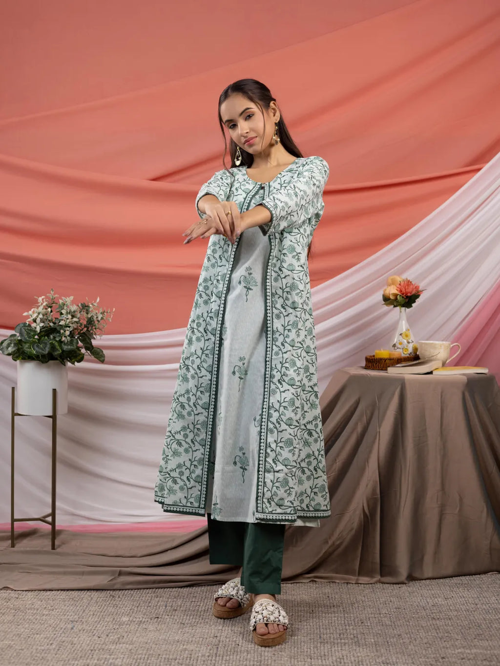Yufta Green Floral Print Cotton A-Line Kurta Sets Add-On Jacket