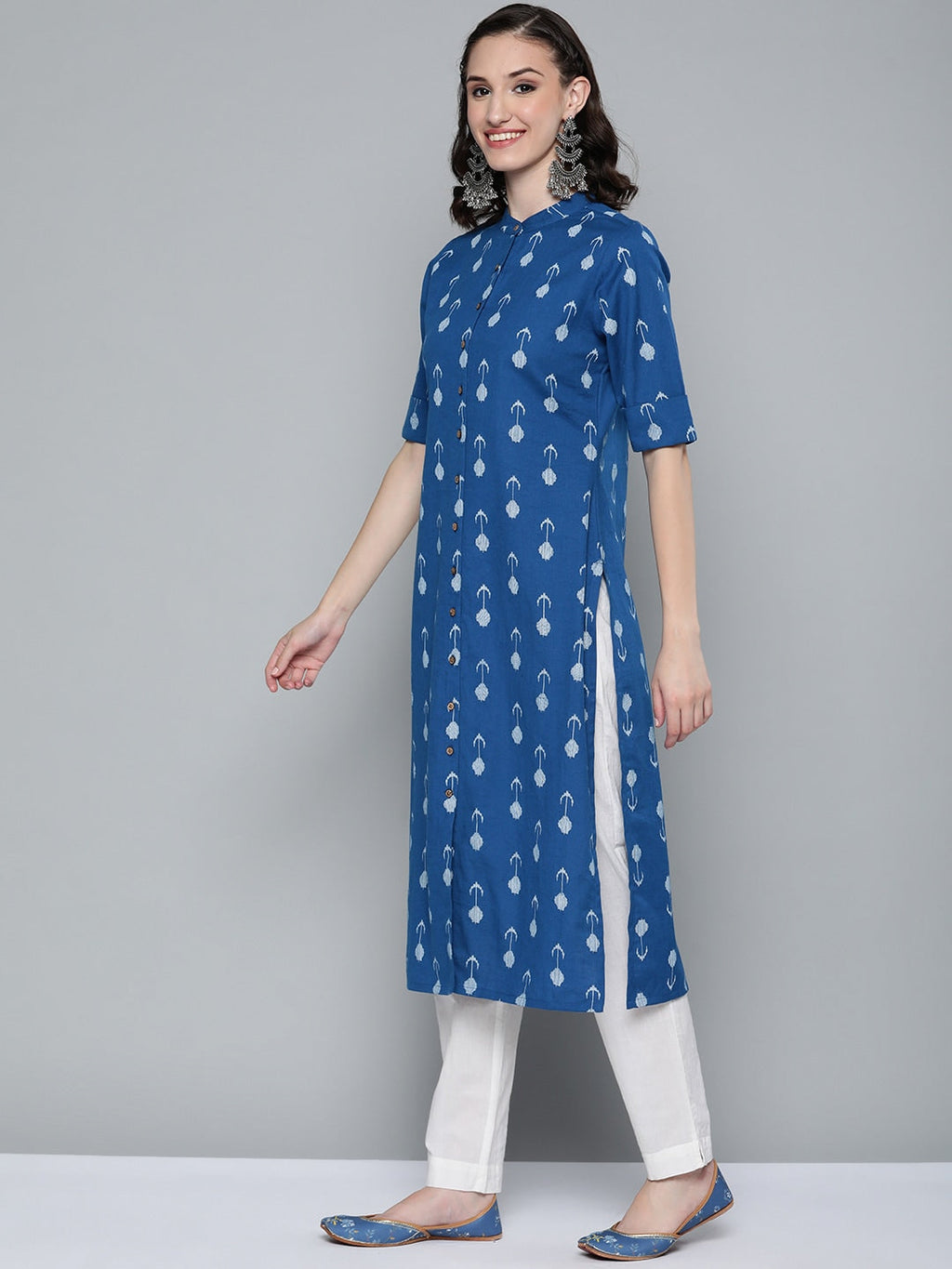 HERE&NOW Women Blue & White Ethnic Motifs Printed Kurta